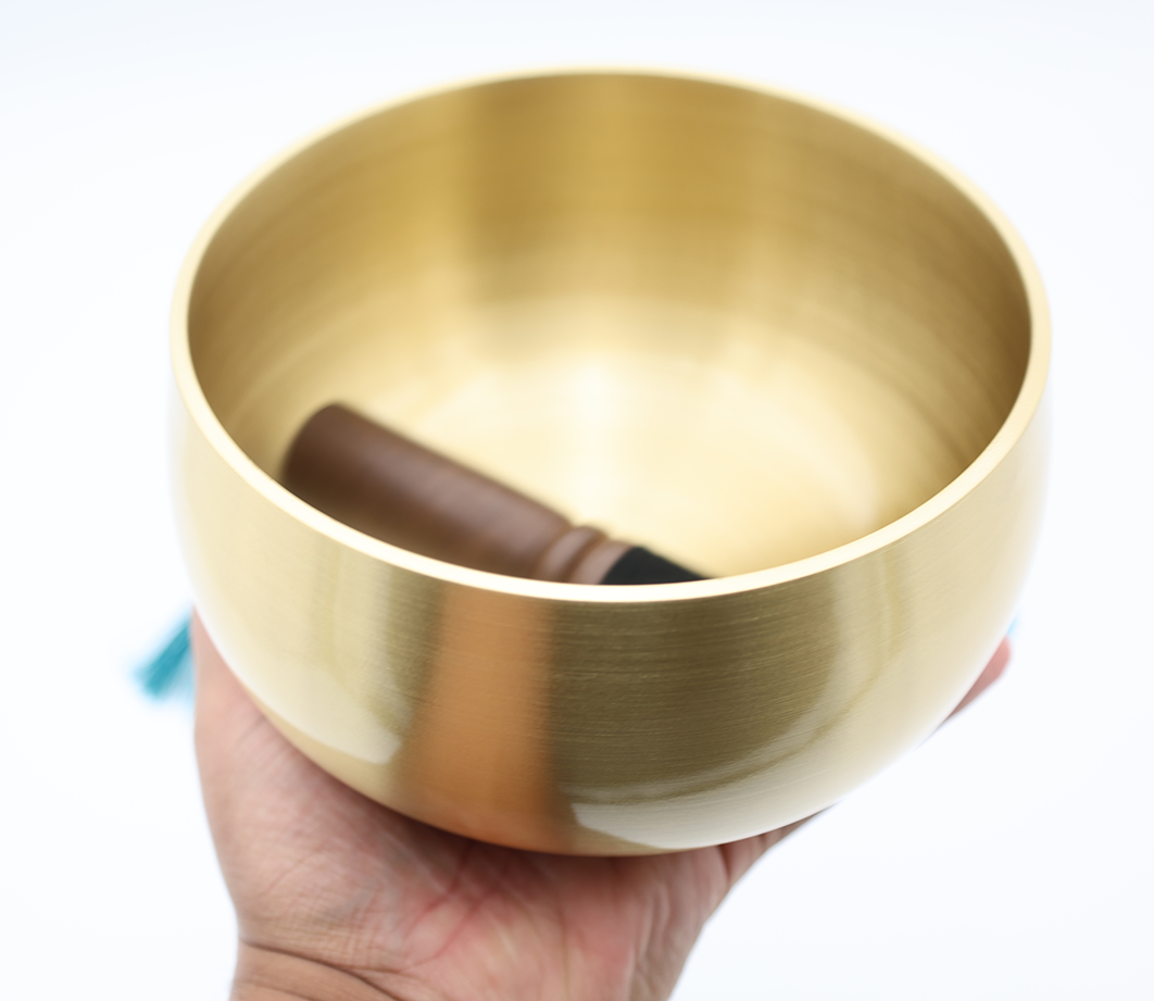 6 inch bowl in hand.png