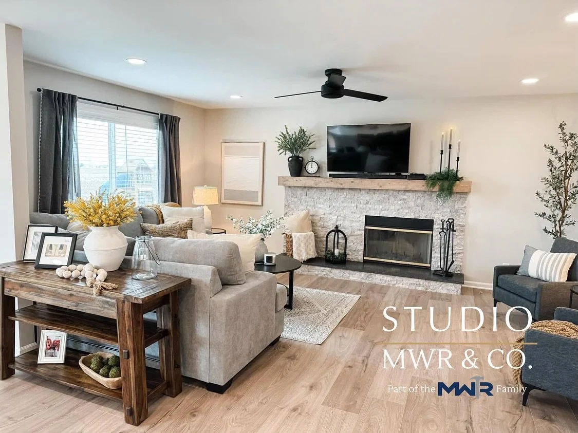 🍂 Cozytober Fireplace Glow-Ups 🍂
There’s just something about a fireplace… it makes a house feel like home. ✨
These before & afters (designed by our favorite, Shana with Simply Interiors Design 🤍) show how a simple update can tu