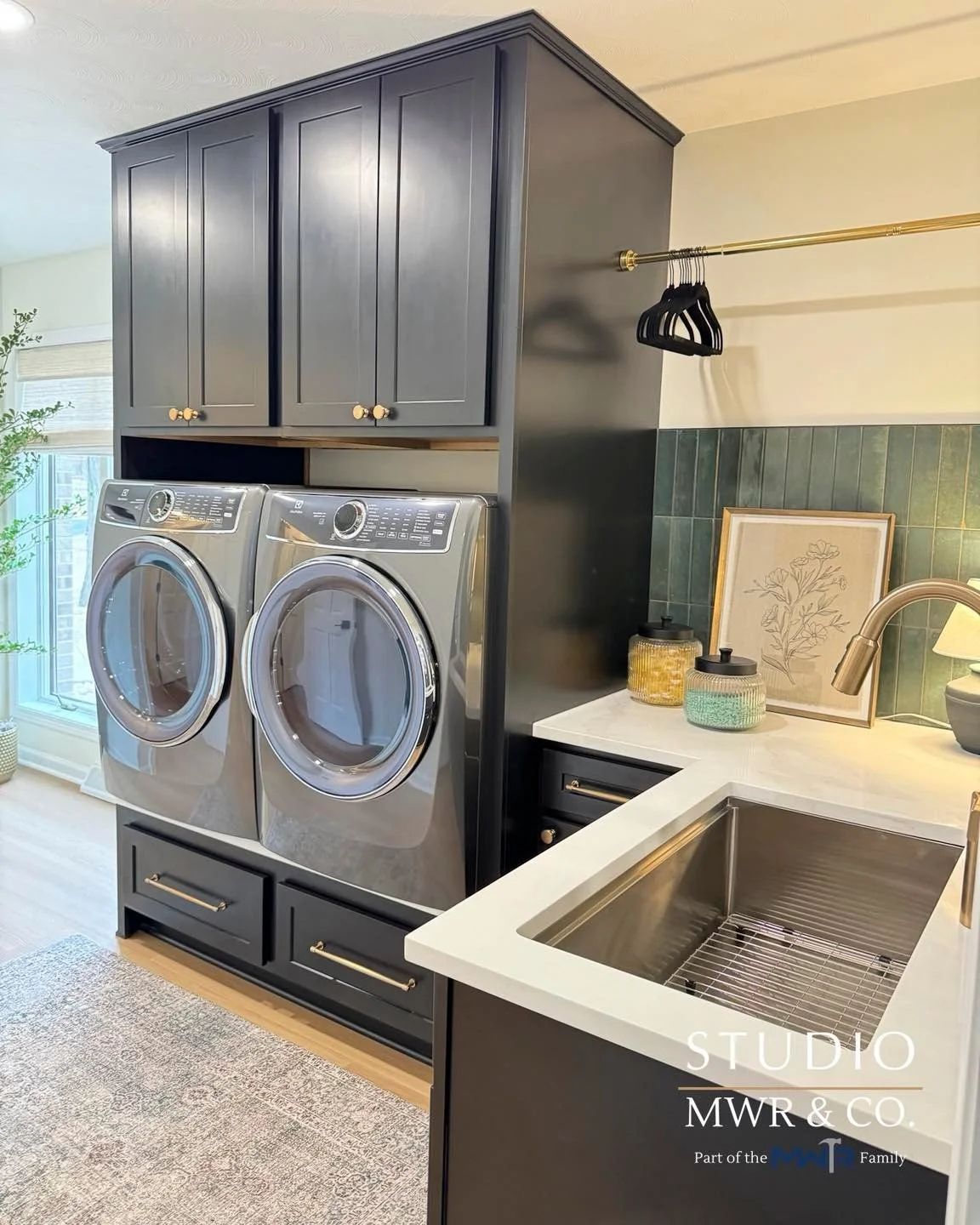 Laundry rooms are often overlooked.

They shouldn&rsquo;t be. 🖤

Designed with custom built-ins, layered storage, and details that elevate the everyday.

Because thoughtful design belongs in every room. 🤍

#StudioMWR #LaundryRoomDesign #BeforeAndAf