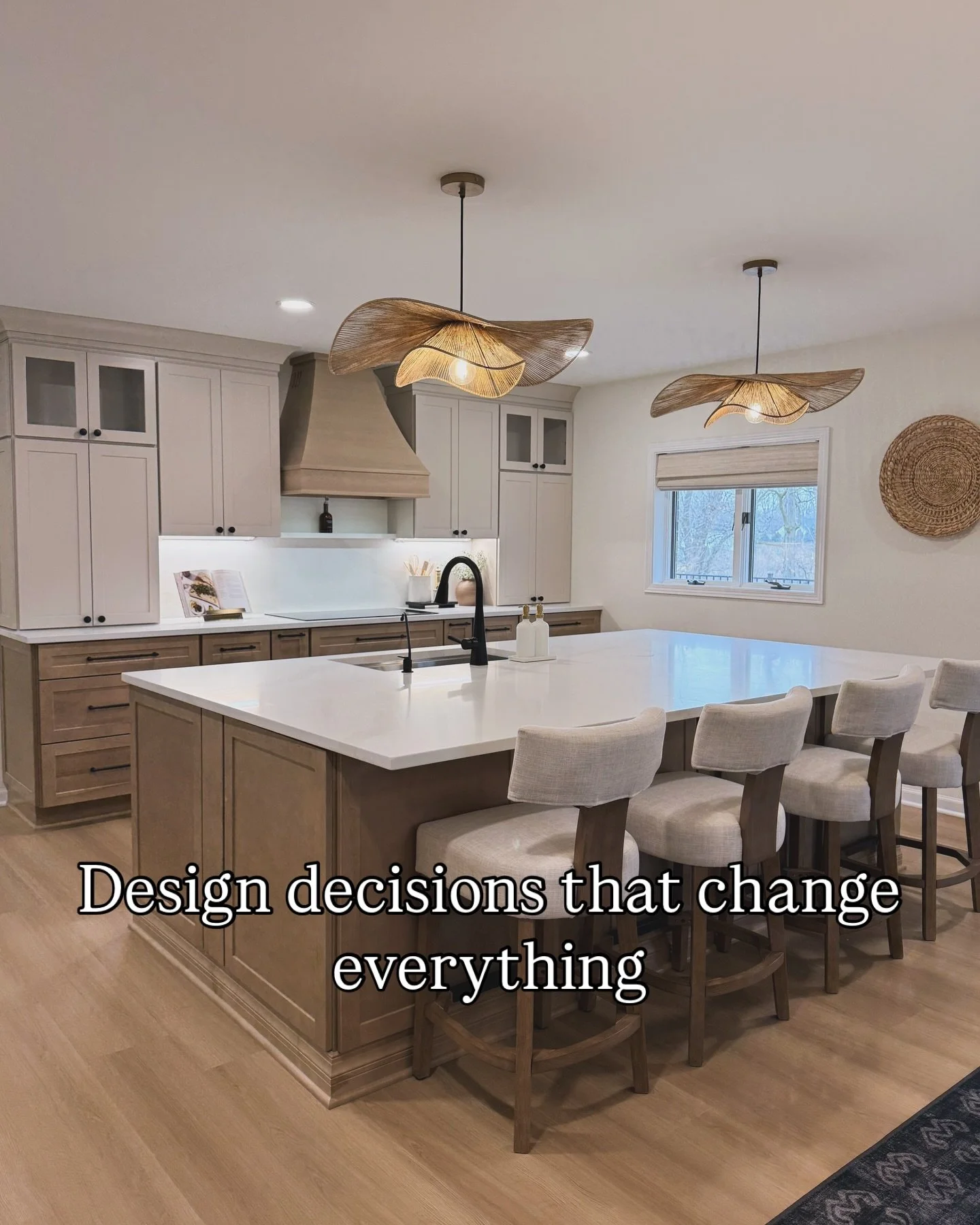 There are a lot of decisions that go into a kitchen remodel&hellip;⁣
but not all of them actually 𝘤𝘩𝘢𝘯𝘨𝘦 𝘩𝘰𝘸 𝘺𝘰𝘶 𝘭𝘪𝘷𝘦 𝘪𝘯 𝘵𝘩𝘦 𝘴𝘱𝘢𝘤𝘦.⁣
⁣
These are the ones that do.⁣
⁣
The oversized island that becomes the place everyone gathe