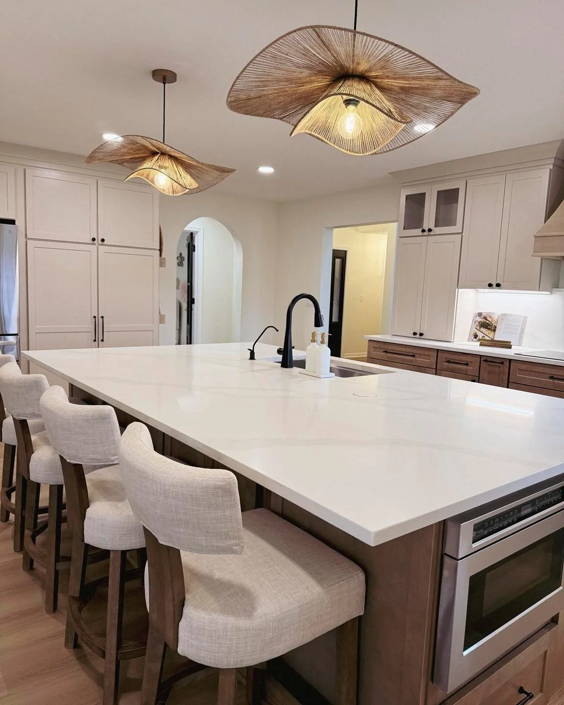 A good kitchen remodel isn&rsquo;t really about cabinets or countertops.
It&rsquo;s about the feeling of finally walking into your home and thinking, yes&hellip; this fits us now.

More light. Better flow. Storage that works. A place where people nat
