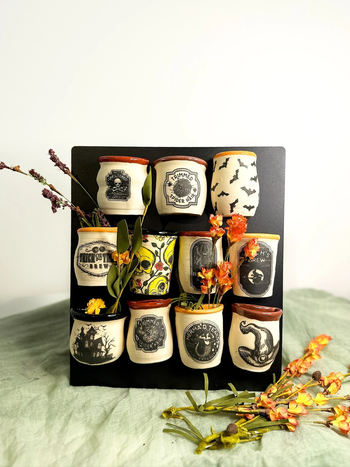 I can&rsquo;t believe it, but so much has sold in the last couple days. It&rsquo;s your final reminder to get your Halloween decor before the season is over!! 👻