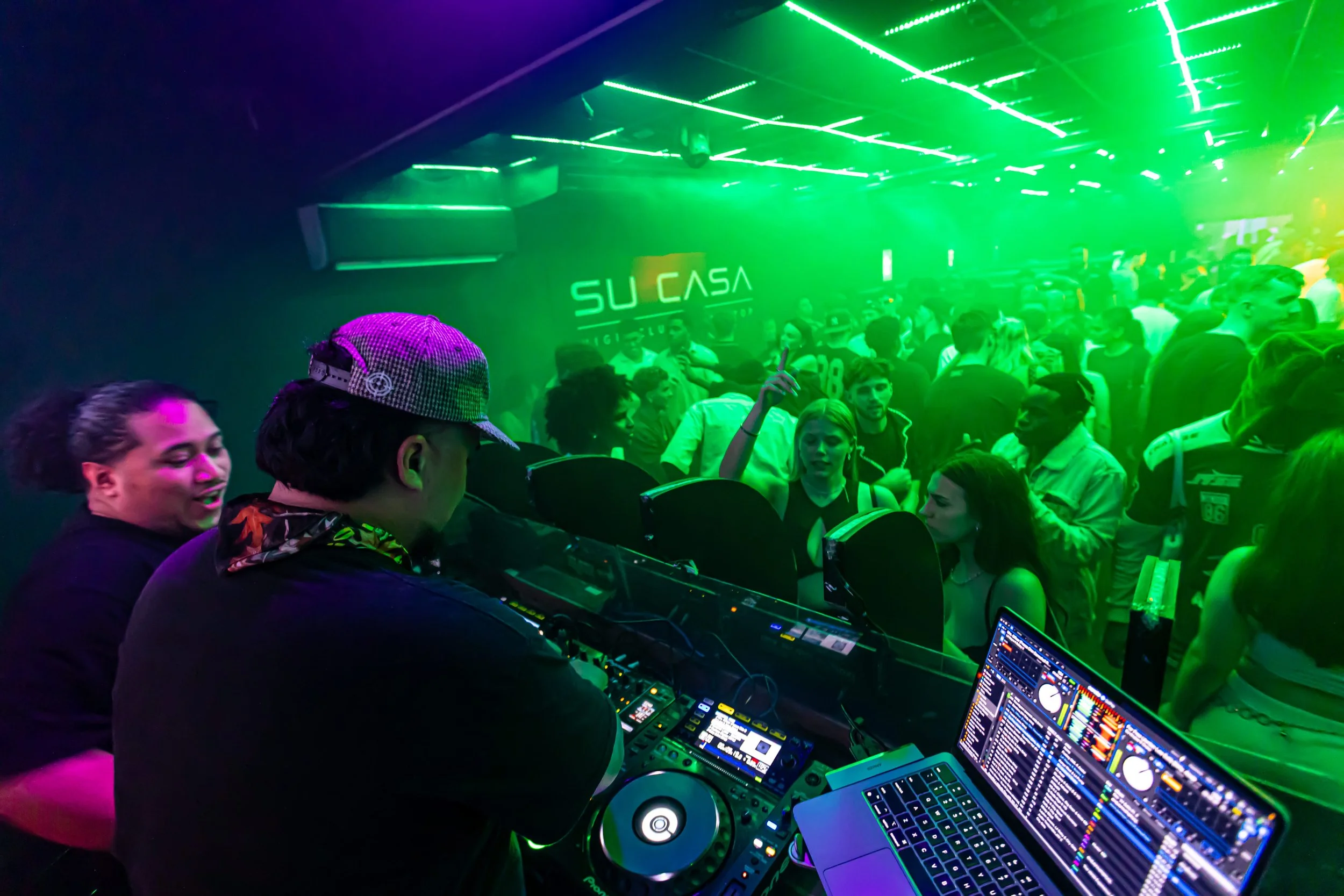 image at su casa brisbane of rnb dj and dance floor