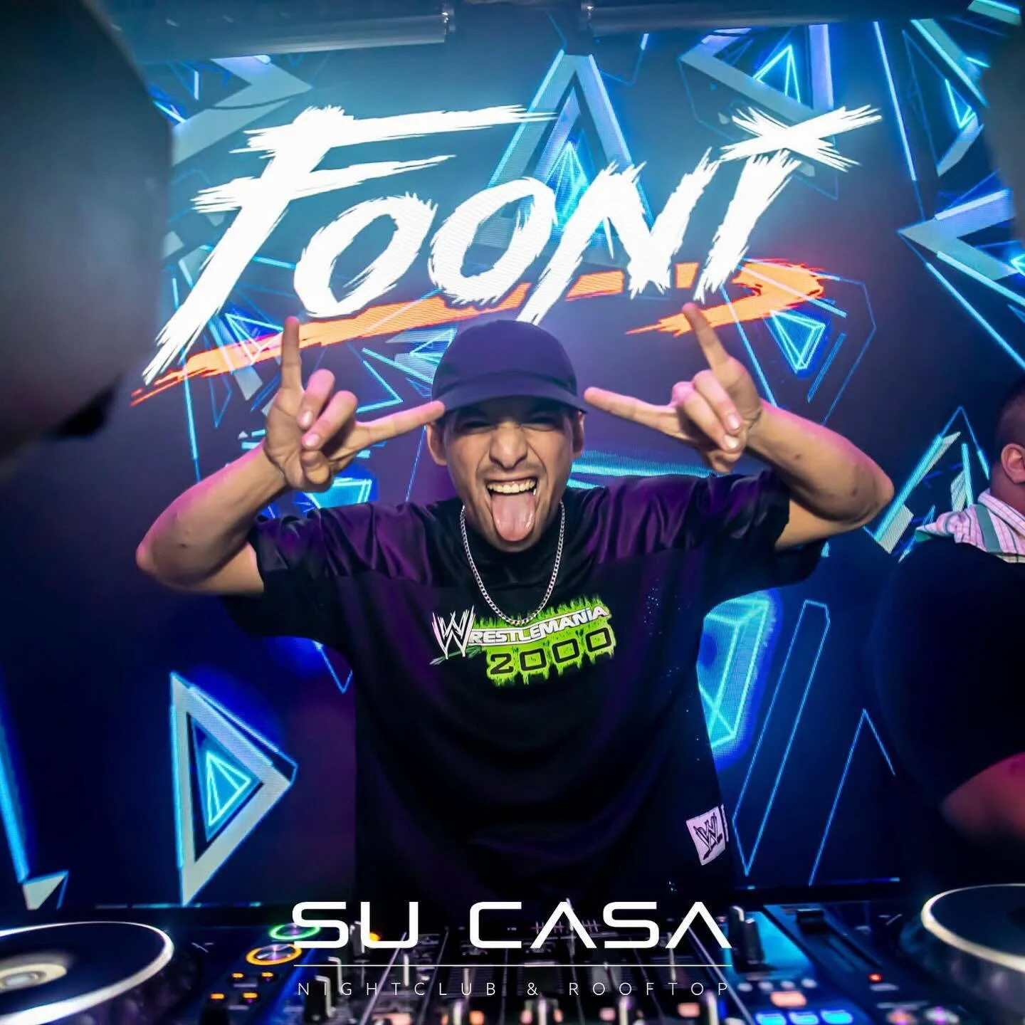 @foonu_aus putting in work tonight 🤝 VIP Guest List + Booth Bookings via link in bio 🔗