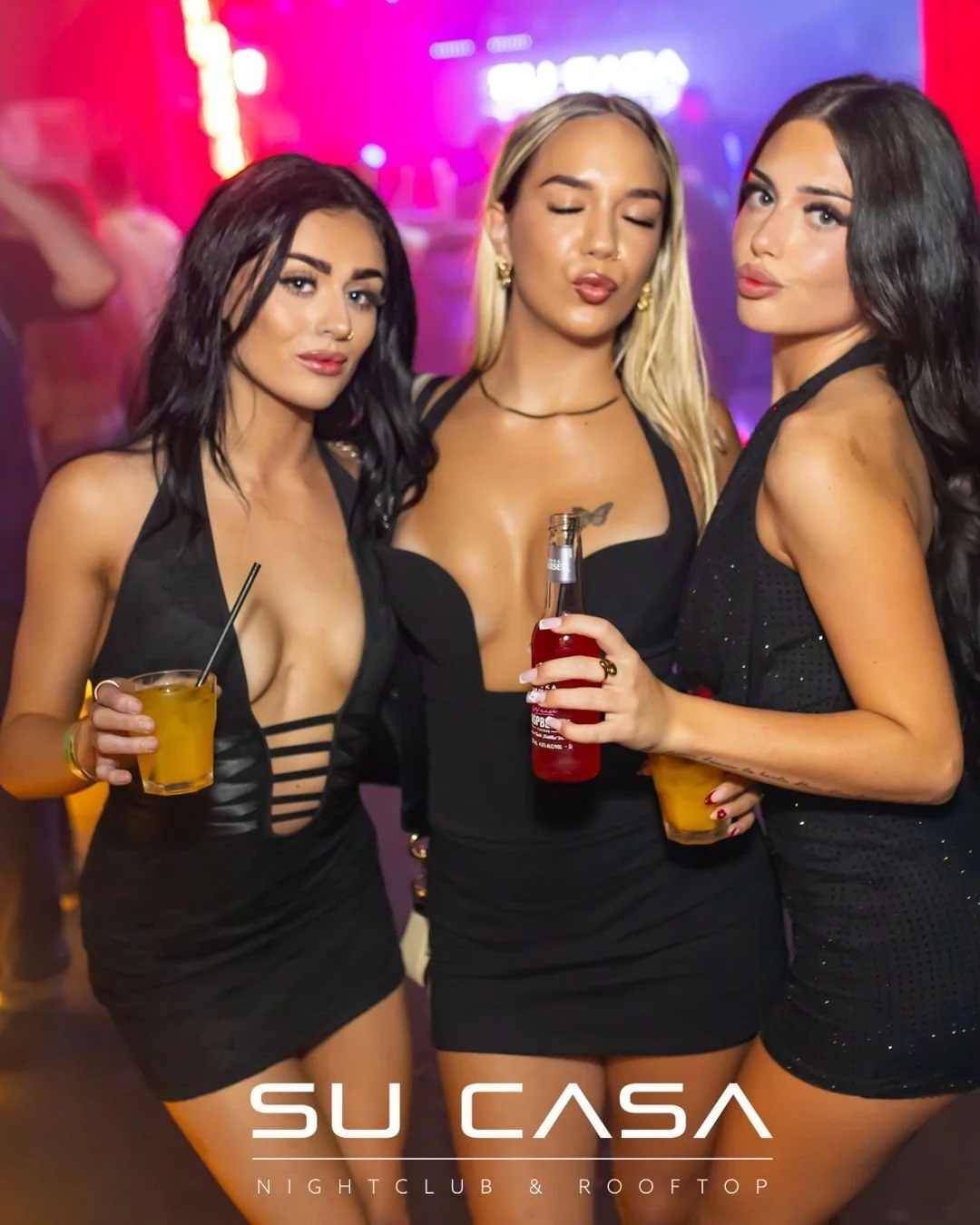 Your favourite Sunday is now in session. Pick up your golden wristbands at the door to access all of the perks x

VIP Guest List + Booth Bookings via link in bio 🔗