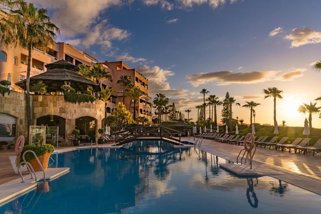elba-estepona-cycling-hotel7.jpg