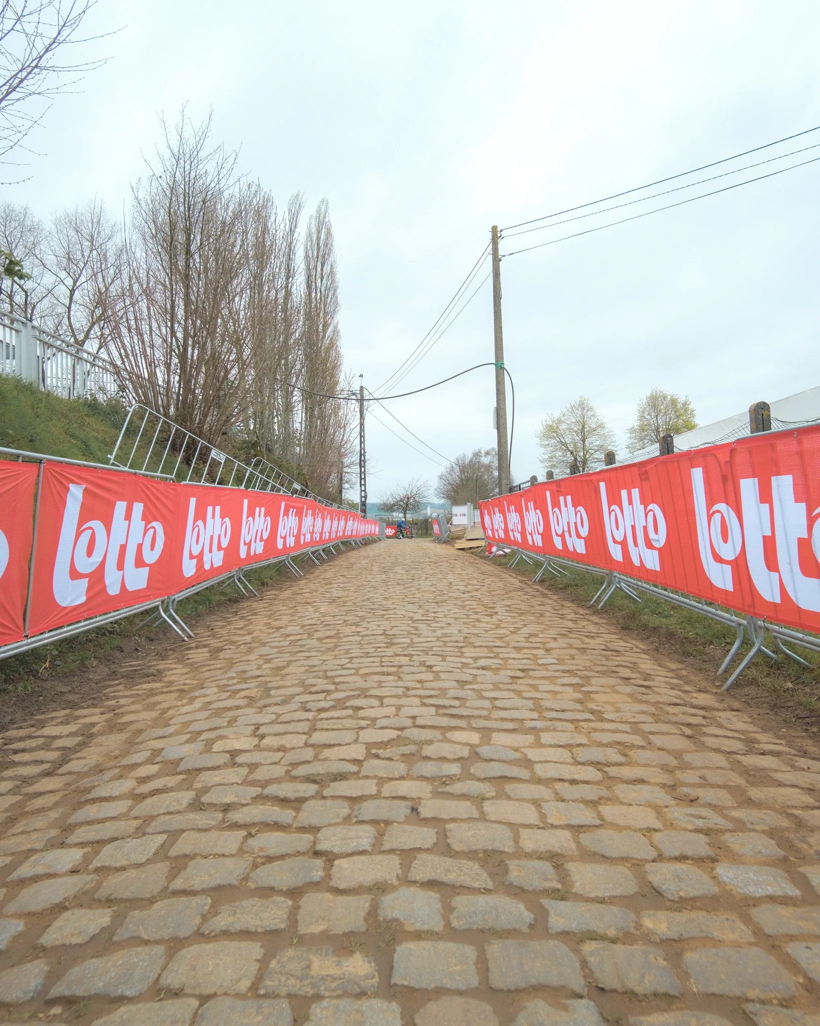 Ronde van Vlaanderen 2026-28.jpg