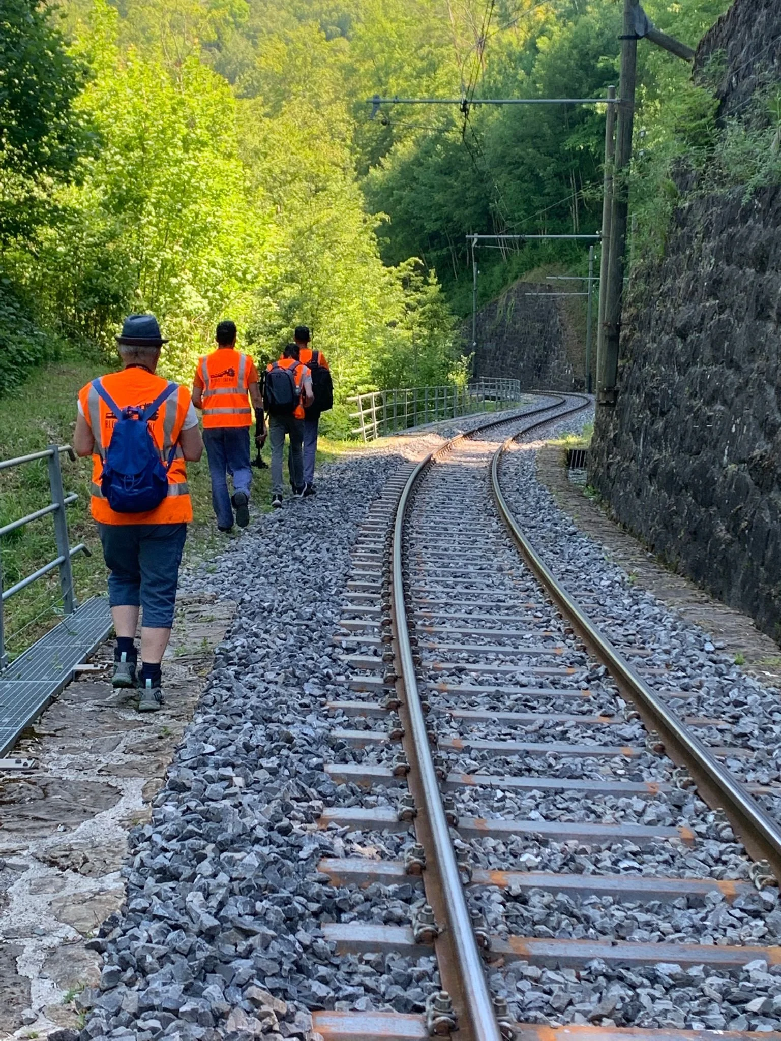 Journ&eacute;e exceptionnelle au Chemin de fer Blonay-Chamby !
Merci &agrave; nos guides pour la prise de photos du 111 lieux en cours d'&eacute;criture
#blonaychamby #111lieux #auteursuisse #myswitzerland #myvaud