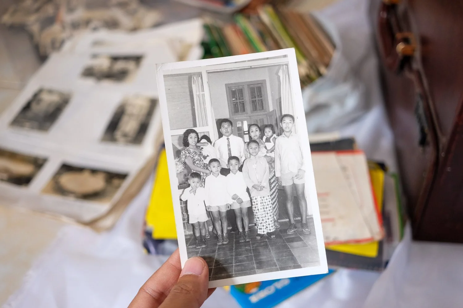 Unhistoried; Archiving Vernacular Memories