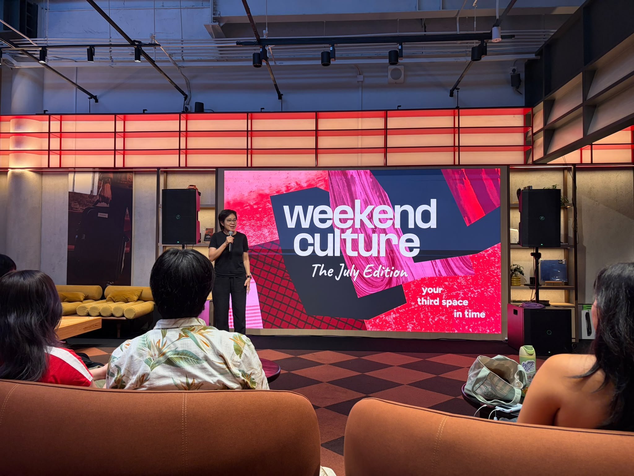 Pin Pin introduces Singapore GaGa at a recent screening organised by Weekend Culture.