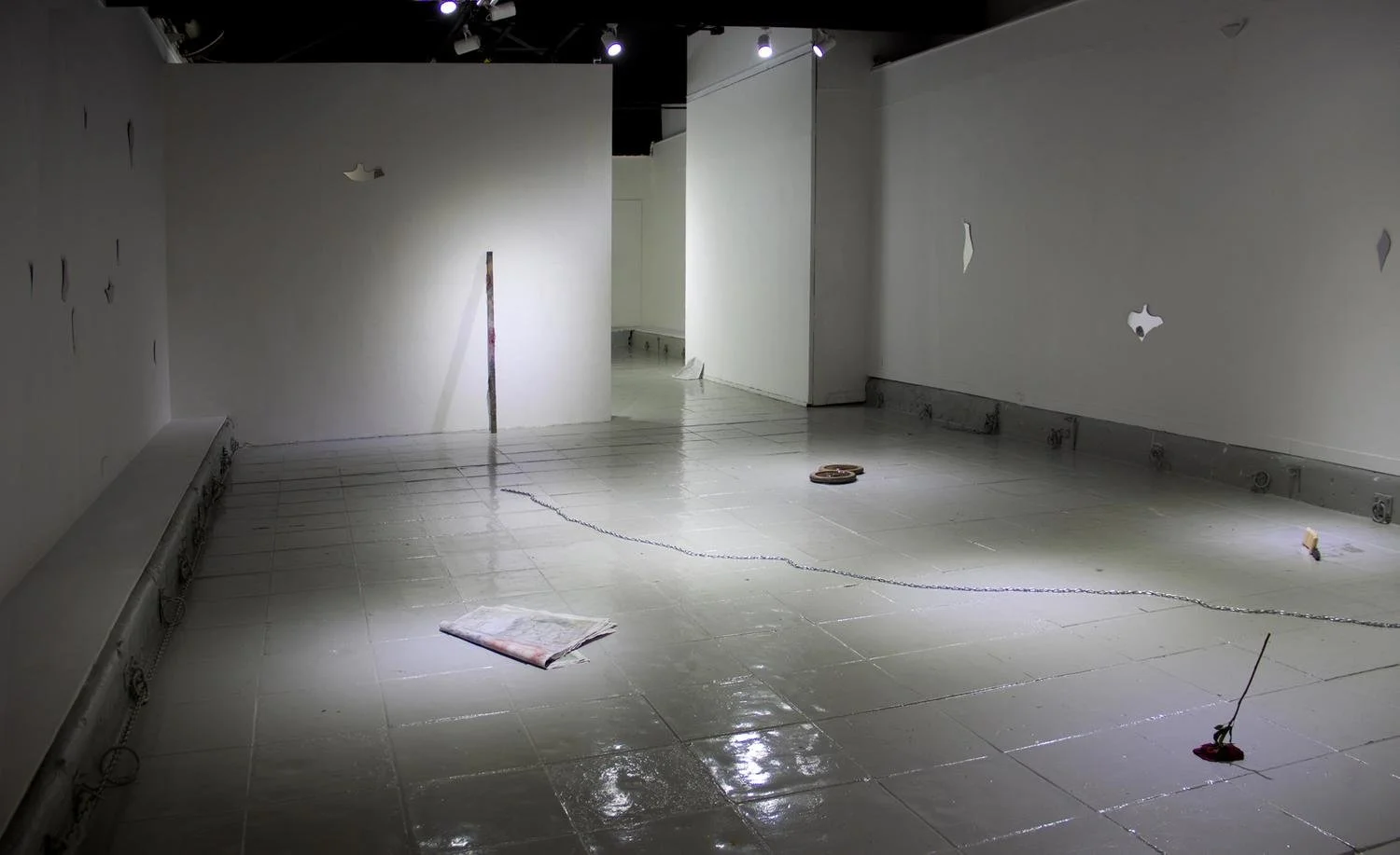 Daniel Chong, Shifting Subtleties, 2019, exhibition view at 1a, Hong Kong. Image courtesy of artist.