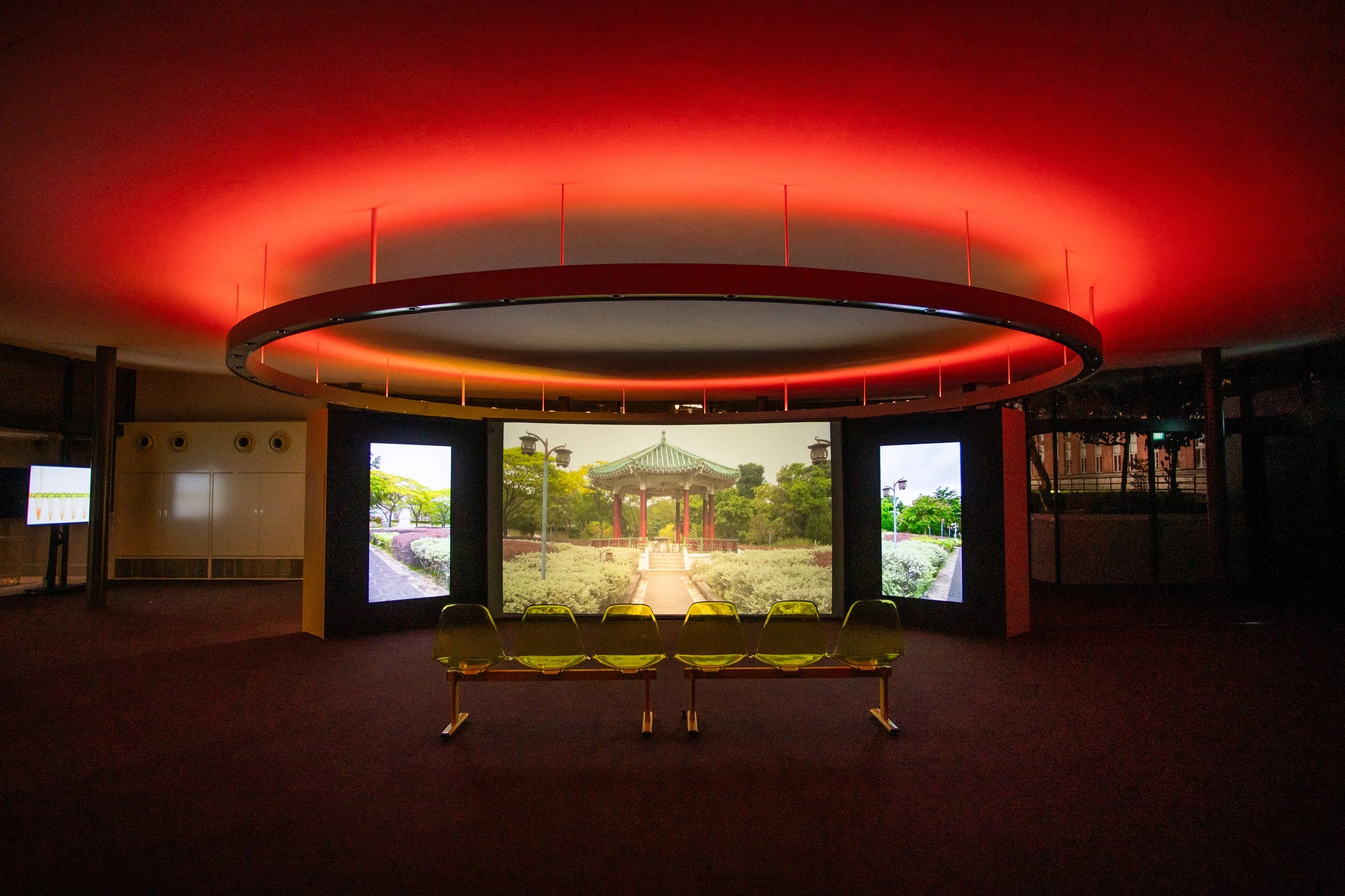 Installation view of 东邪西毒 I Want to Infect You with History, Boedi Widjaja, 2025. Image courtesy of NTU Museum. Photo by Kee Ya Ting. 