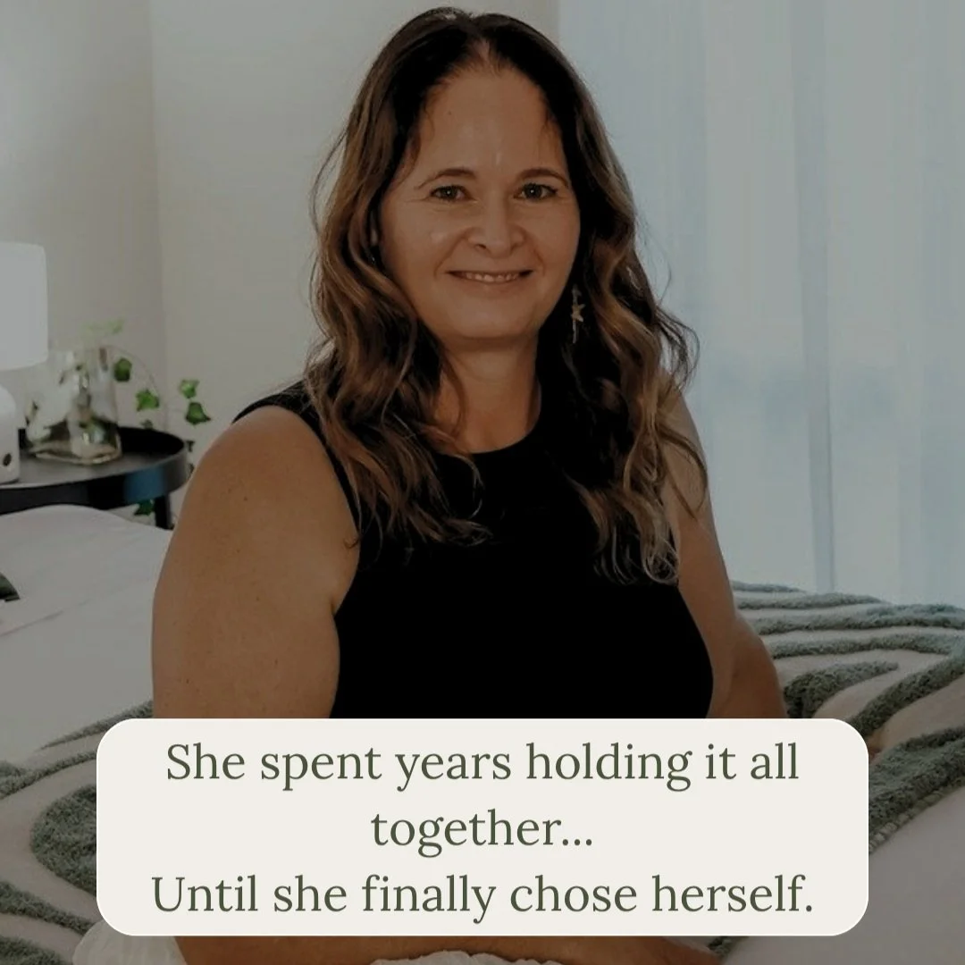 Eight hours.
No phones.
No distractions.
Just one woman choosing herself.

Last Saturday, I had the privilege of sitting beside someone as they courageously did some of the deepest personal work they've ever done.

For eight hours, we explored the ex