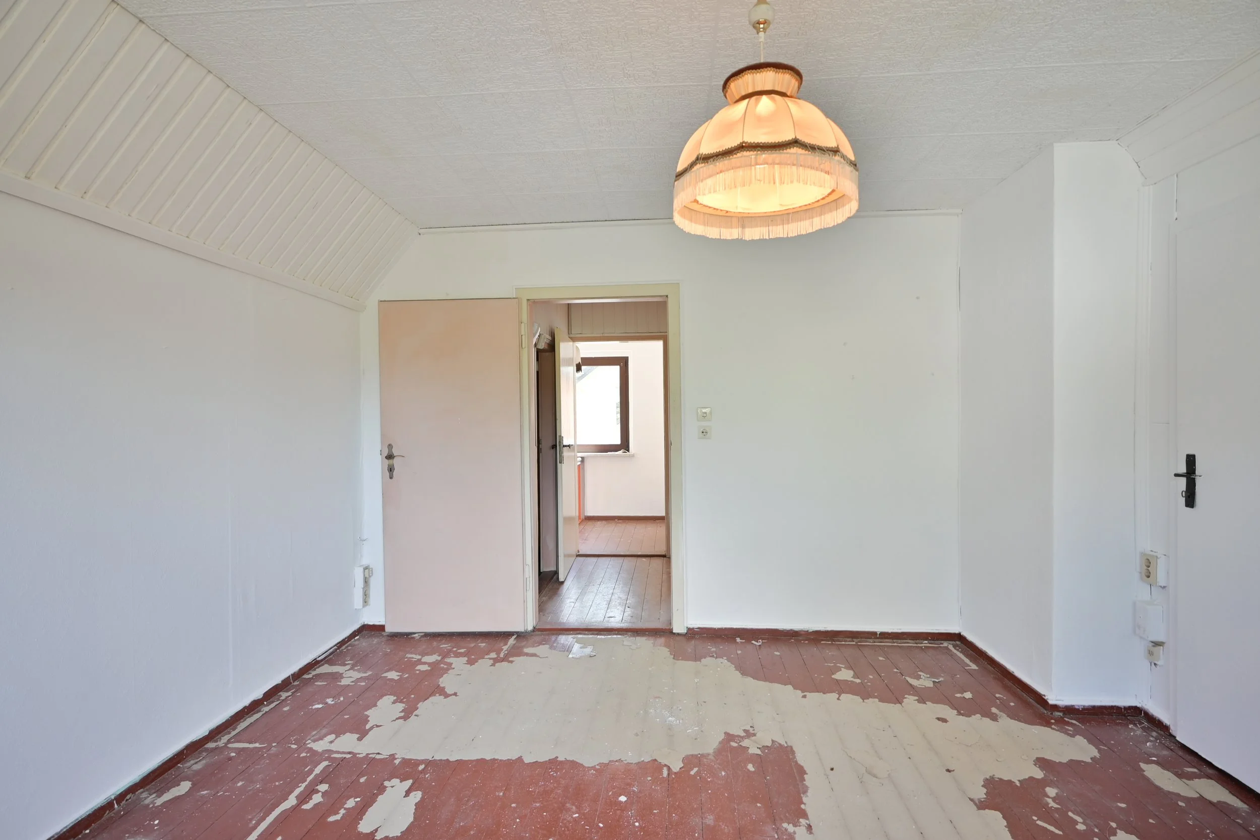 Zustand des Bestandsgebäudes vor Renovierung