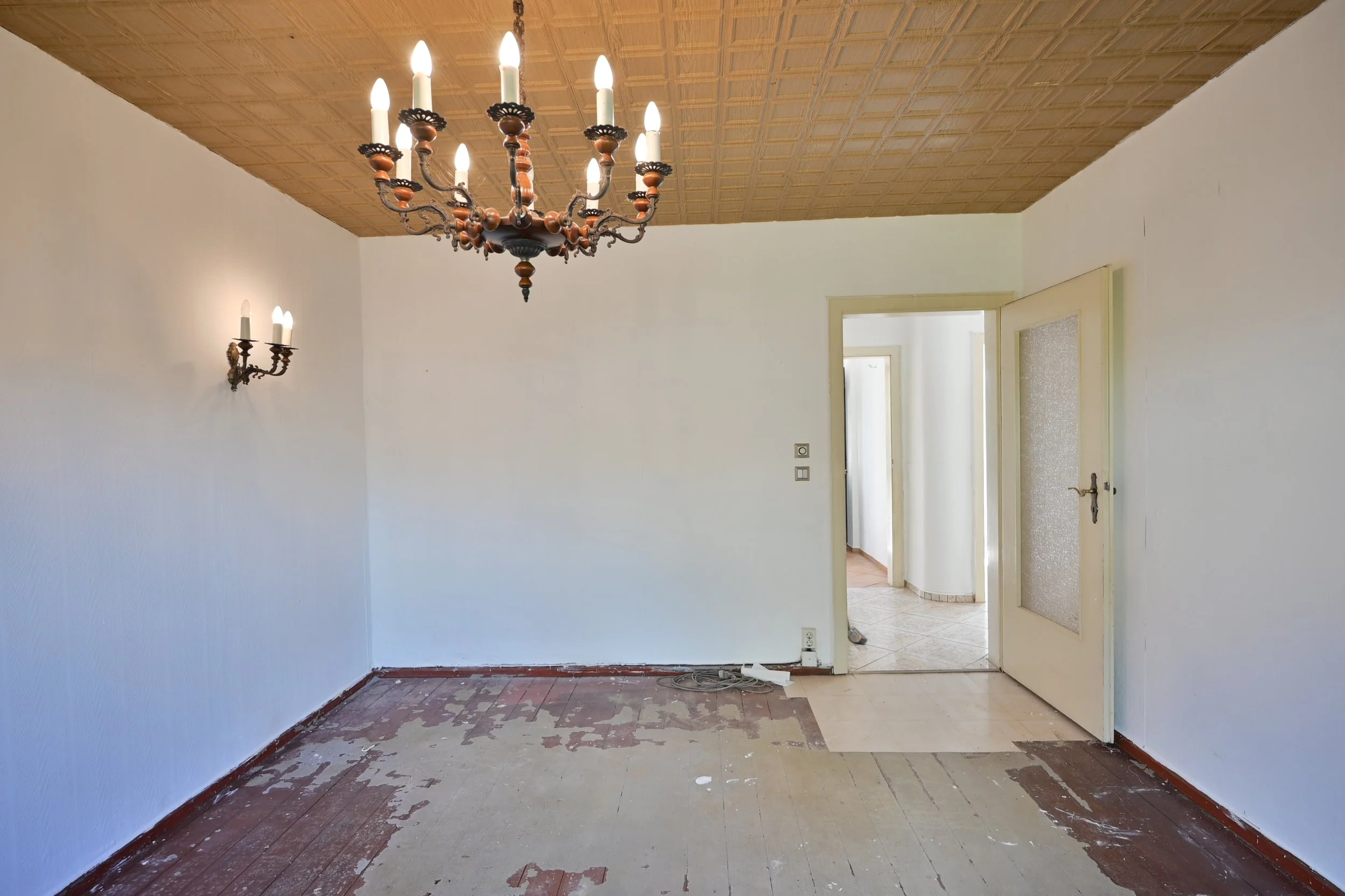 Zustand des Bestandsgebäudes vor Renovierung