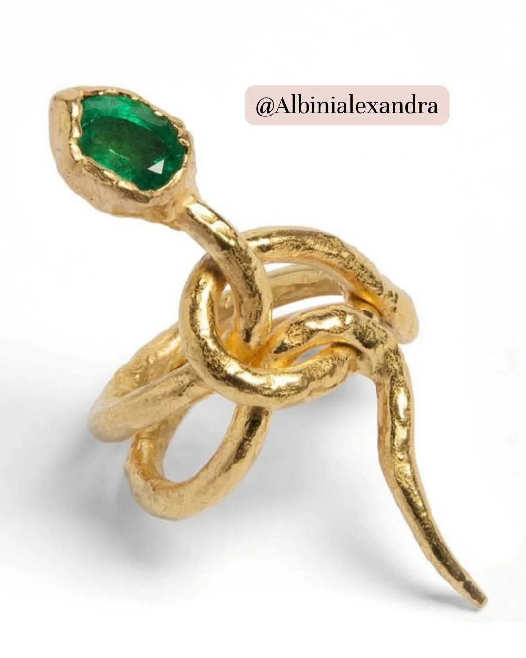 Hey jewellers 💍

Happy Friday! 

It&rsquo;s #FridayFaves time, which means it&rsquo;s time for a little scroll through the jewellery pieces that have caught my eye in the feed this week ... ✨

I love seeing all the gorgeous designs that appear on my