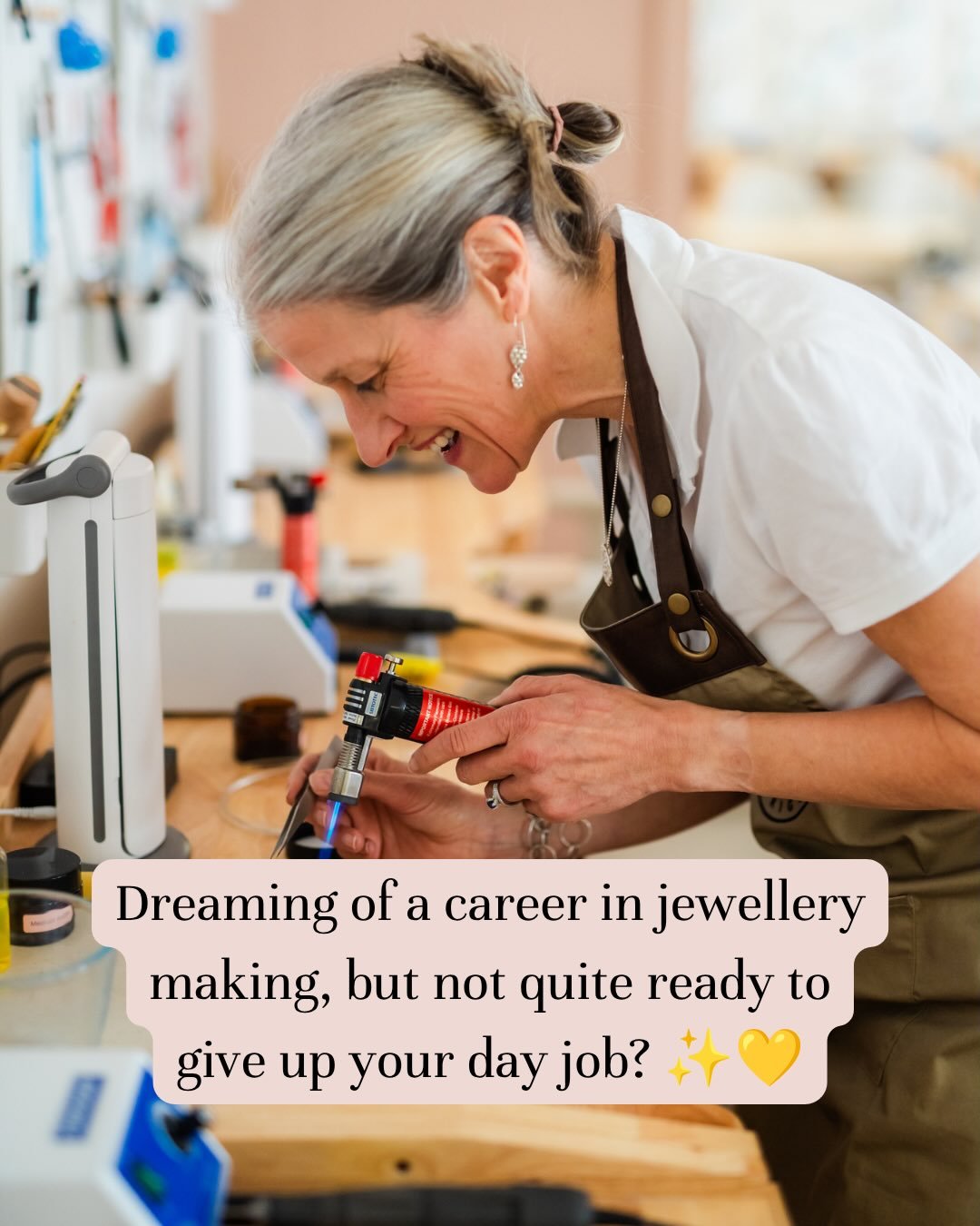 Hi jewellers! ✨

There are so many ways to start a career in jewellery. One route is to keep the stability of your day job for now and train one day a week!

Is this something that would work for you?

You&rsquo;d:
🌊 Spend your Thursdays in our beau