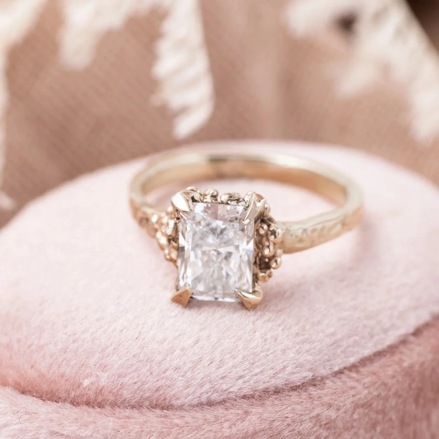 Wax Build Up Technique Level 2: Claw Set Ring