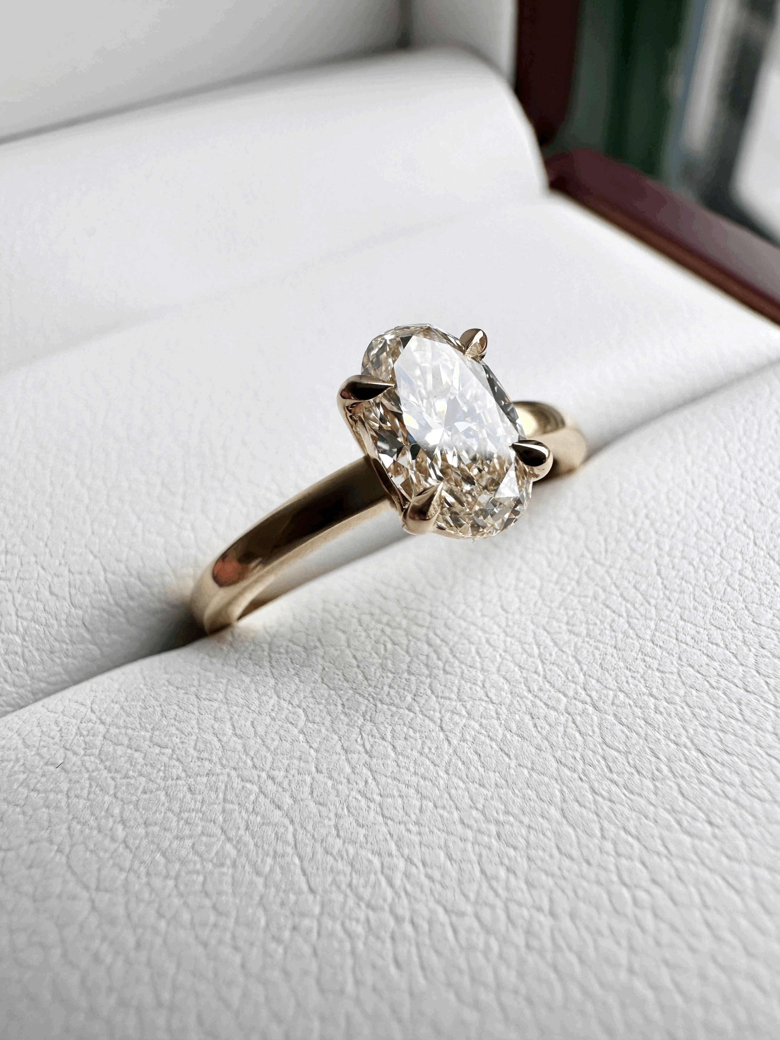 Verlobungsring classic oval