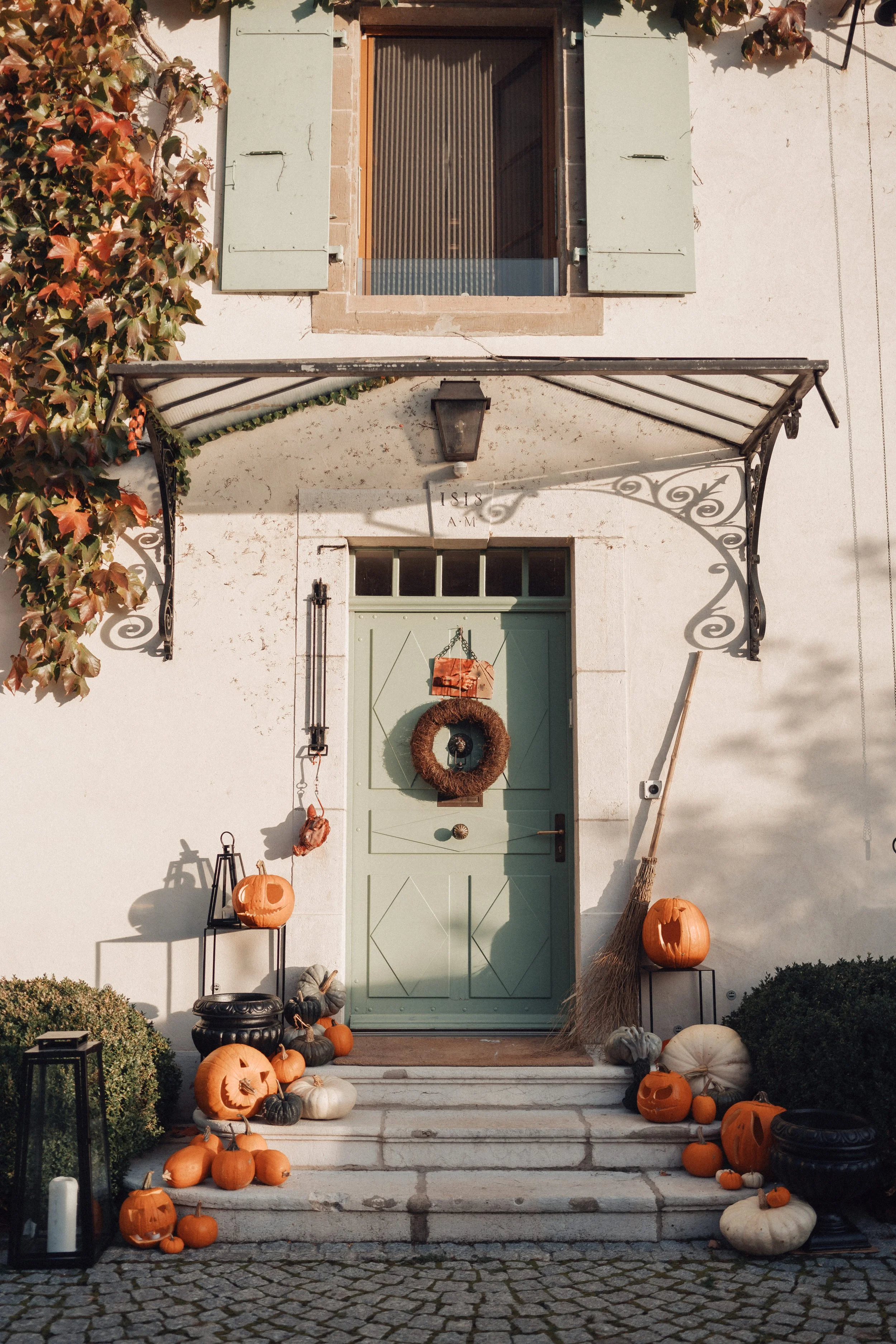 Halloween party planning, organise a halloween party in Switzerland.jpg