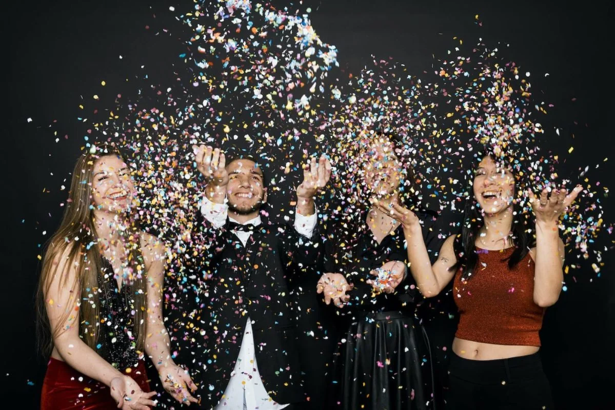 Why Hosting an End-of-Year Company Event Is a Must