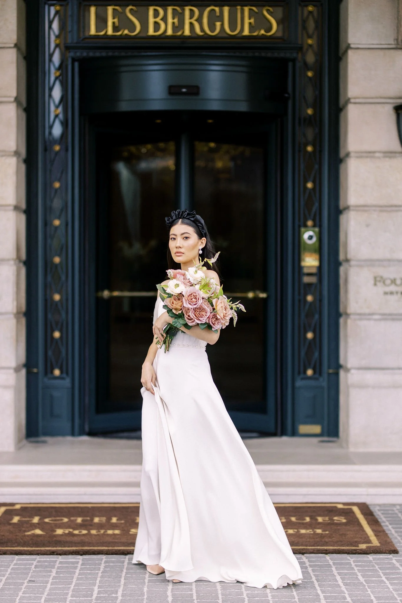 getting married in geneva bridal editorial calla lilies12.jpg