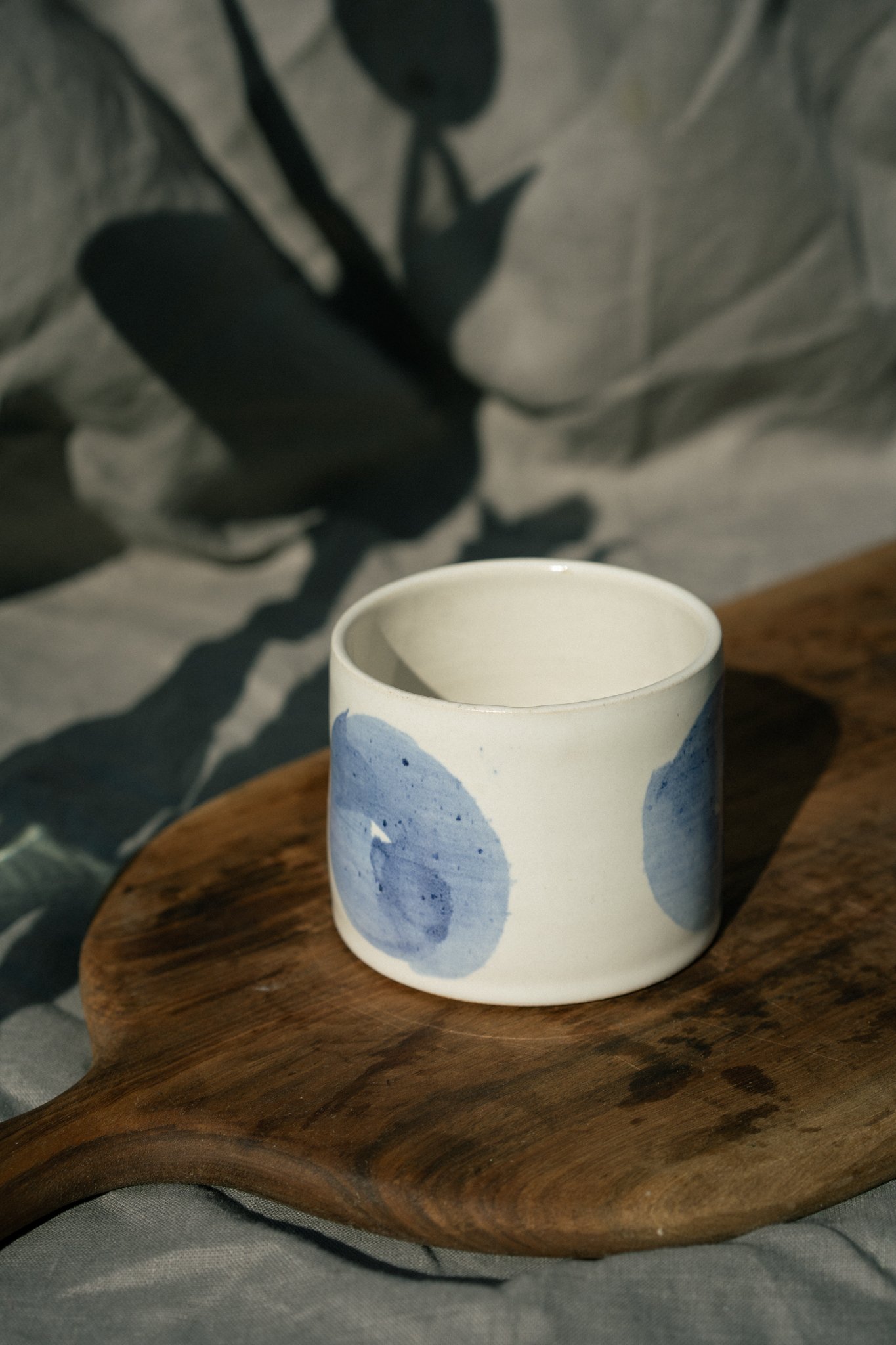 Blue Donuts Beaker in Blue