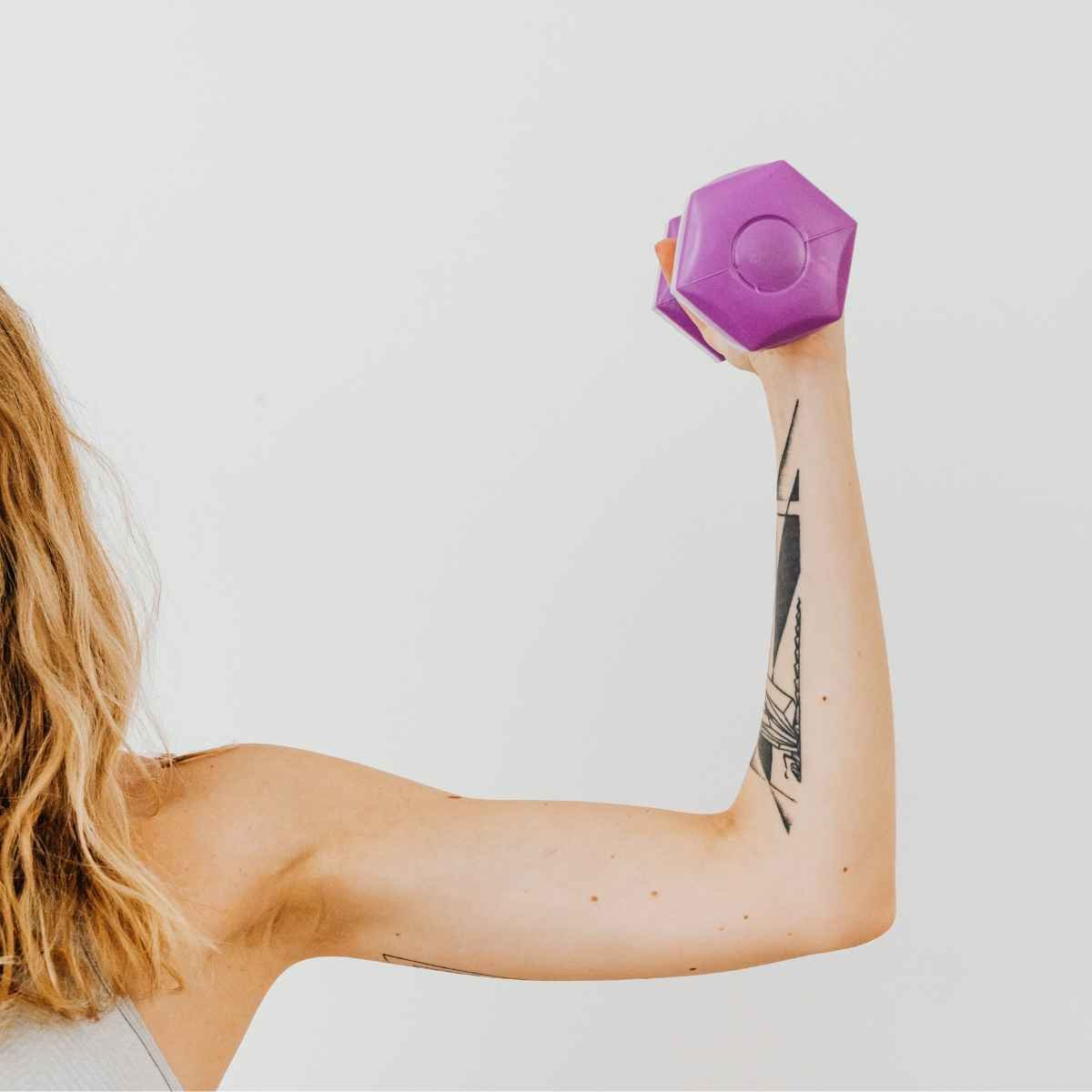 Krafttraining zu Hause: Woran du merkst, dass du wirklich stärker wirst