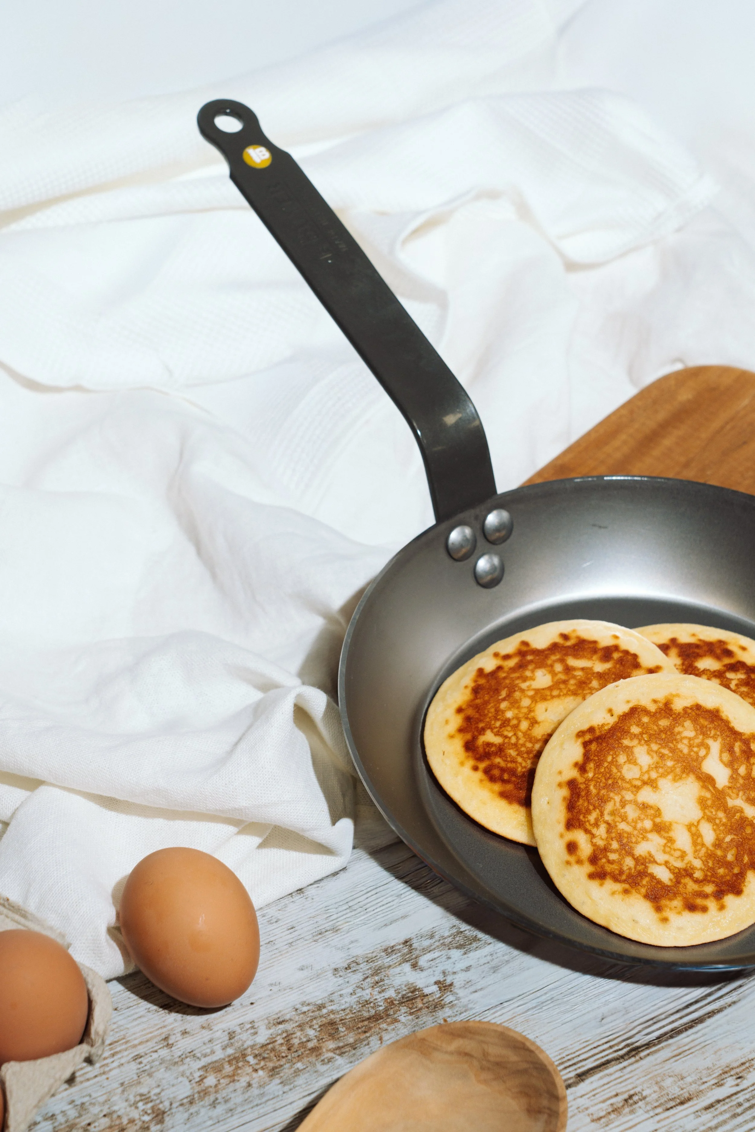 CLAUDIA AND JULIA-20.jpg