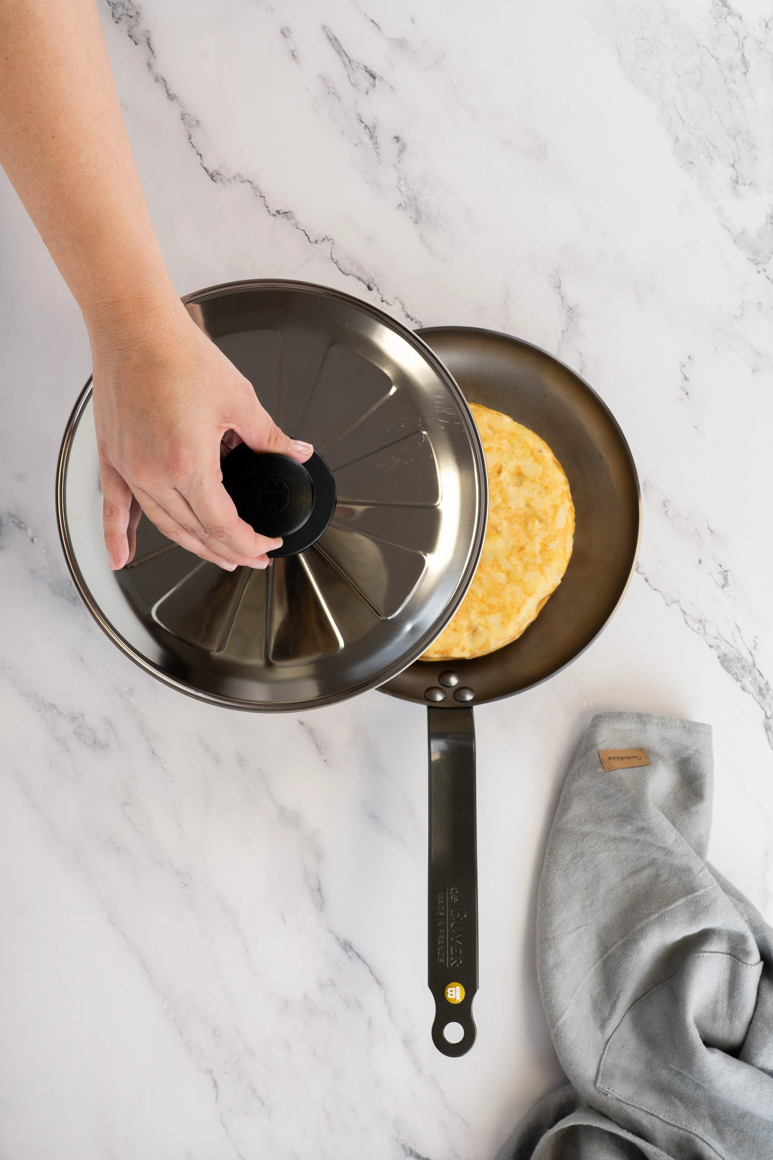 Claudia and Julia-13.jpg