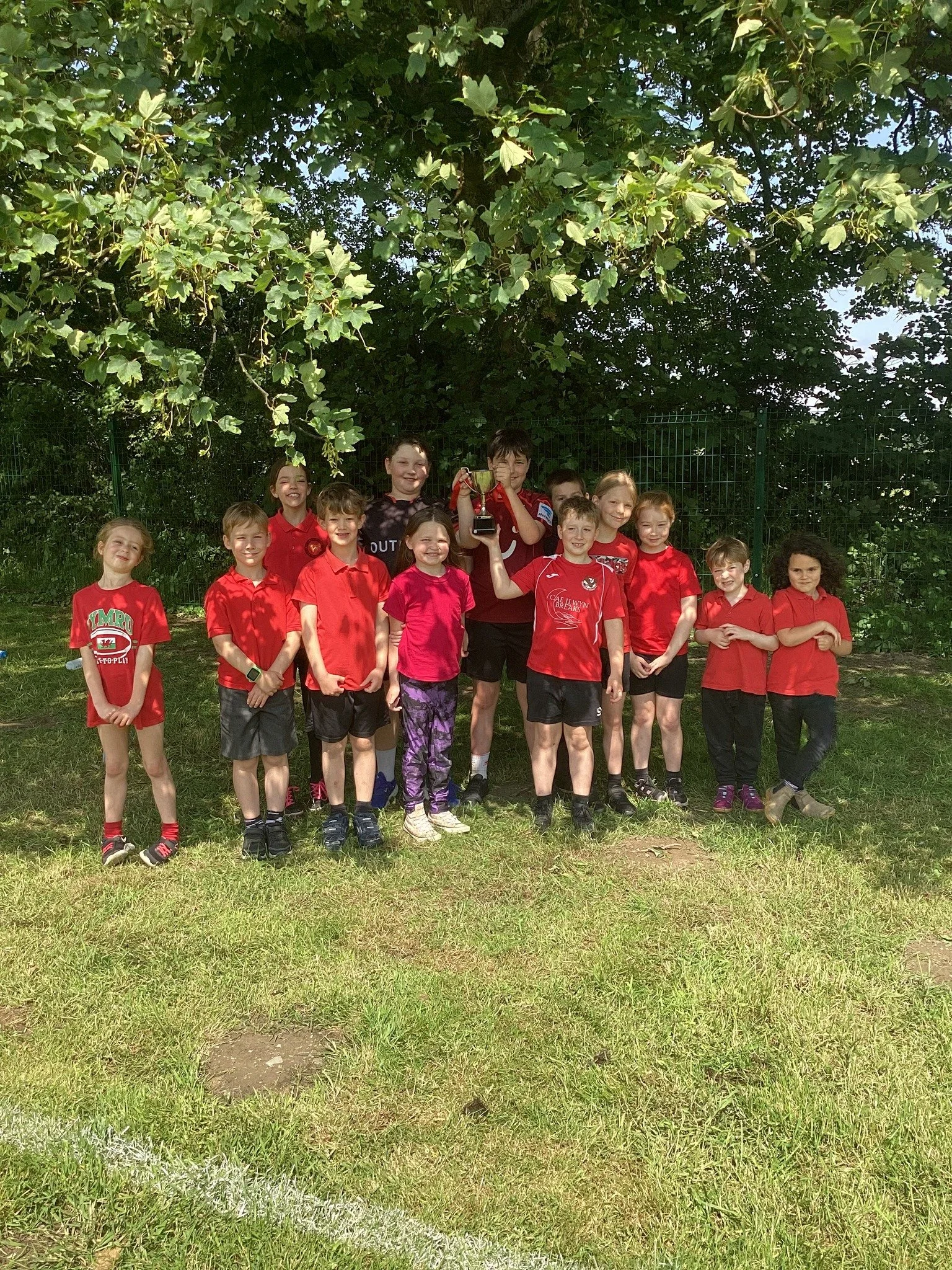🏆🤸🏃&zwj;♀️🏃&zwj;♂️Diwrnod Mabolgampau 2025 / Sports Day 2025🤸🏃&zwj;♀️🏃&zwj;♂️🏆

LLONGYFARCHIADAU / CONGRATULATIONS i Smatcher 🔴🏆

We were so fortunate to have such spectacular weather for our annual Sports Day this afternoon. Learners demon
