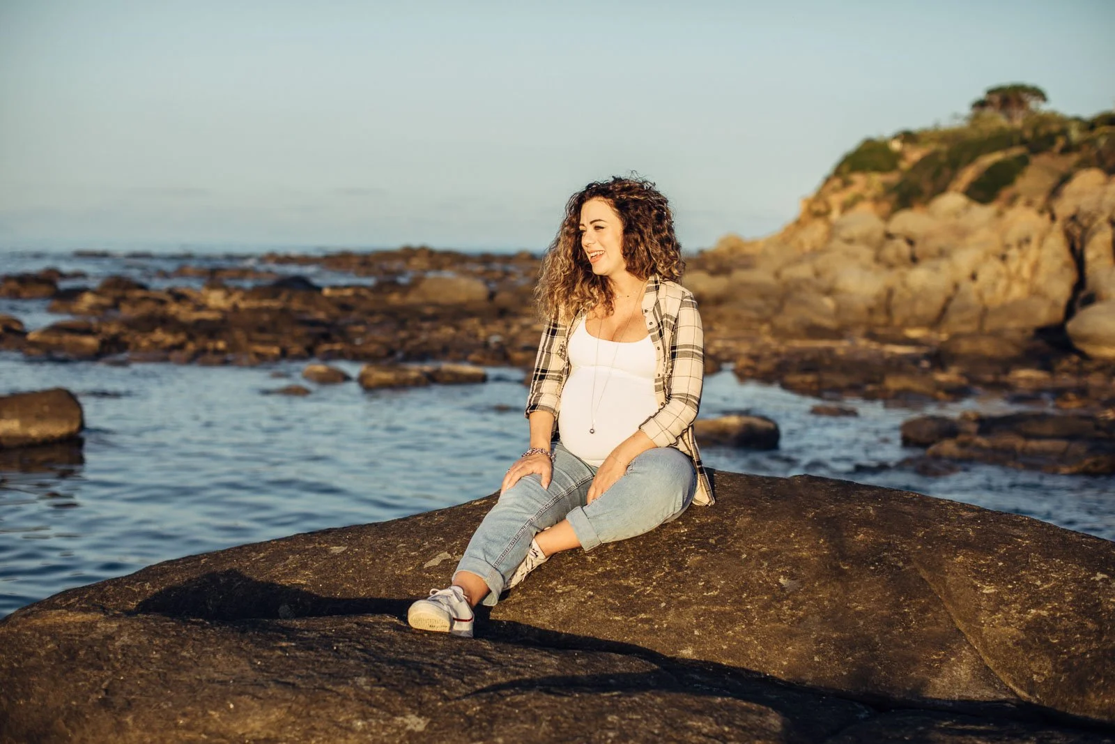 Tutte le cose pi&ugrave; belle sono gi&agrave; qui. 
La bellezza della semplicit&agrave; &hearts;️

Servizio fotografico di maternit&agrave; sulla spiaggia al tramonto 🌅