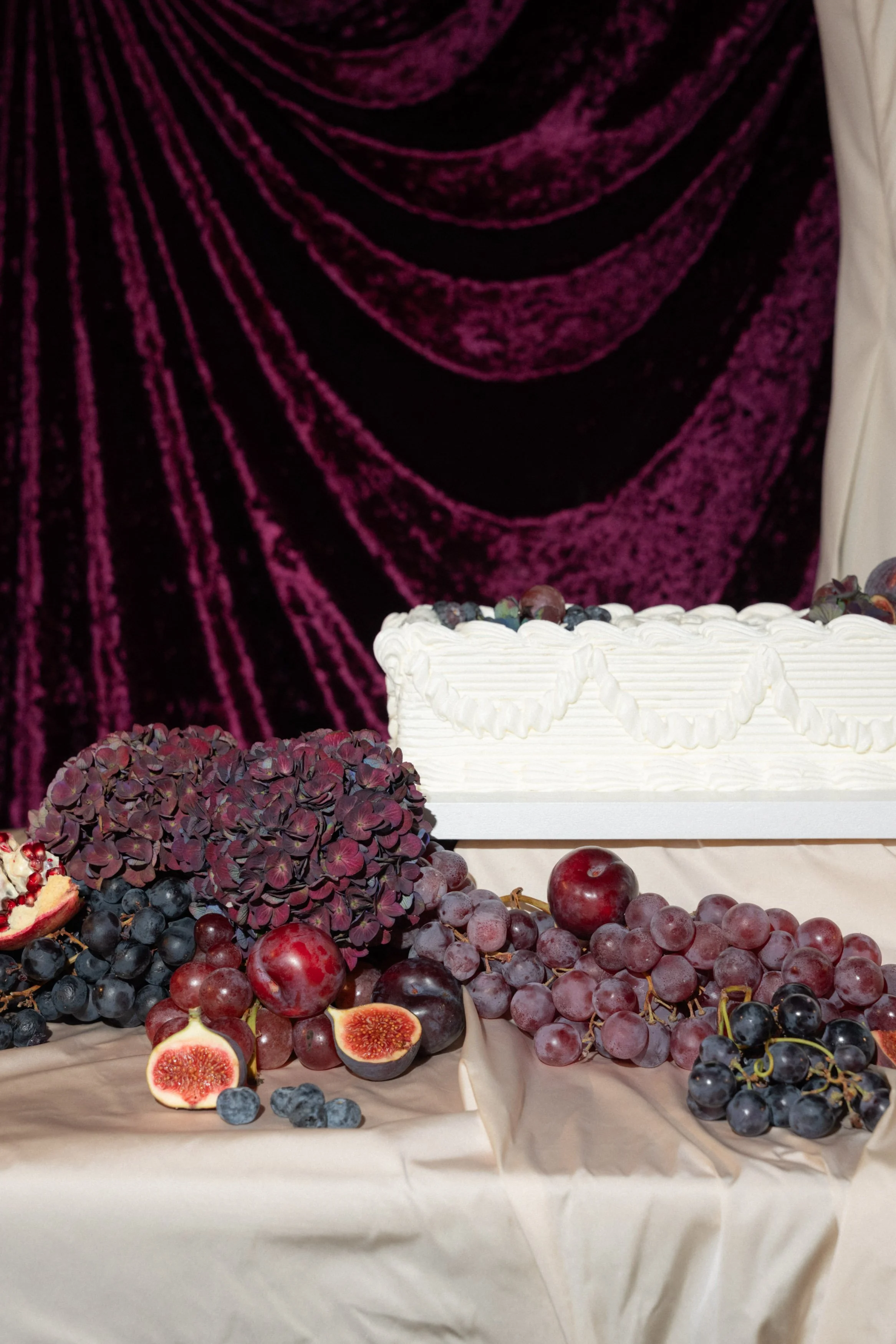 bold color wedding trends italy