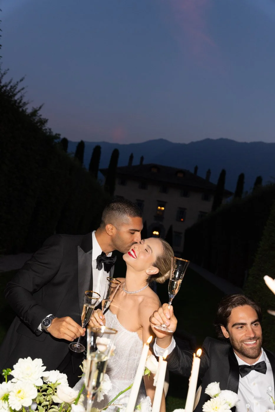 Couple at wedding dinner at Villa Balbiano