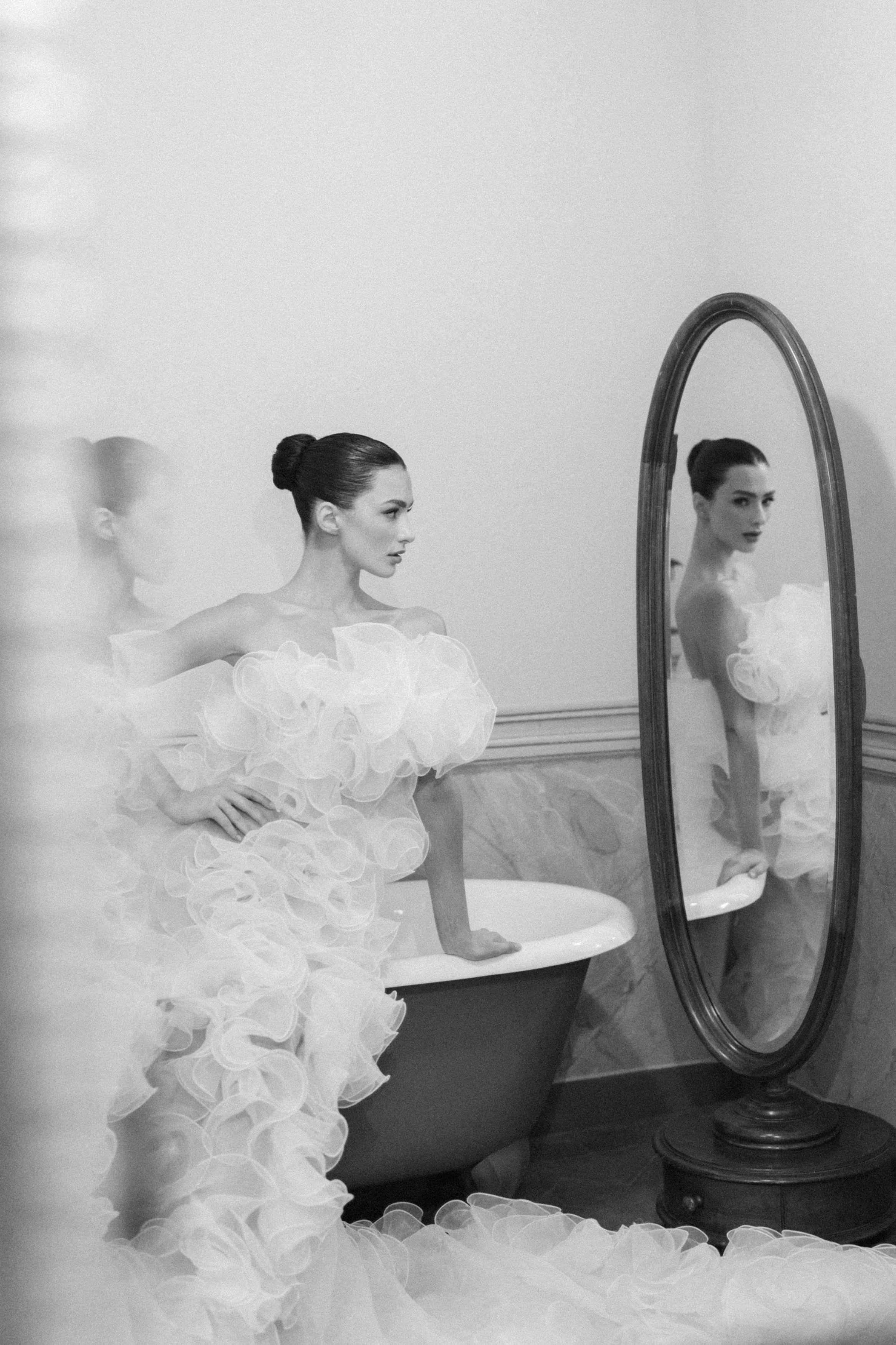 Getting Ready at Villa Pizzo, villa pizzo wedding photographer