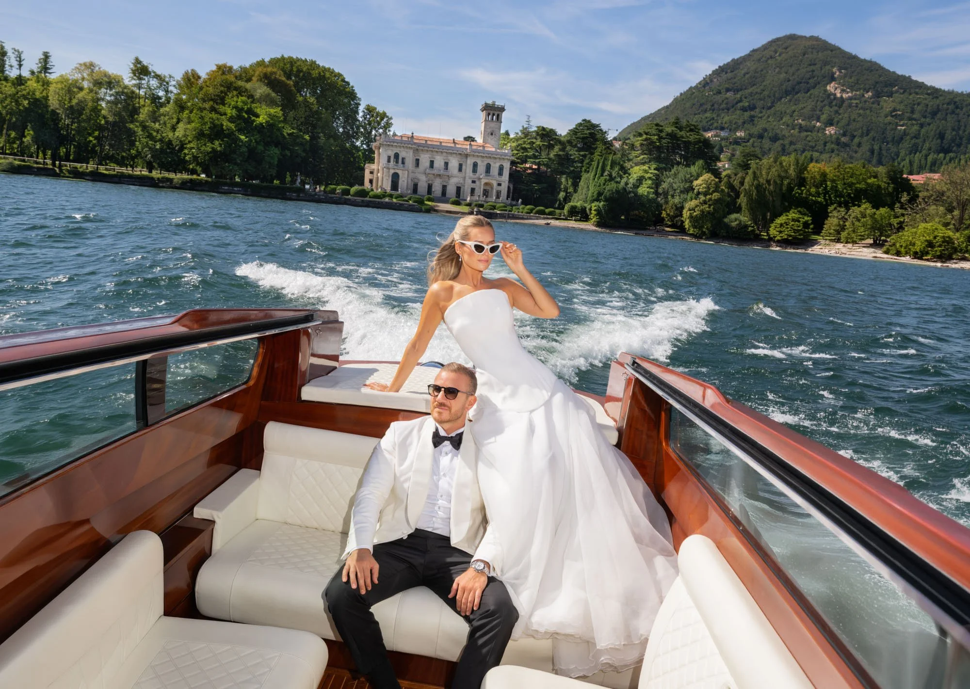 Lake Como Wedding Boat Shooting in front of Villa Erba