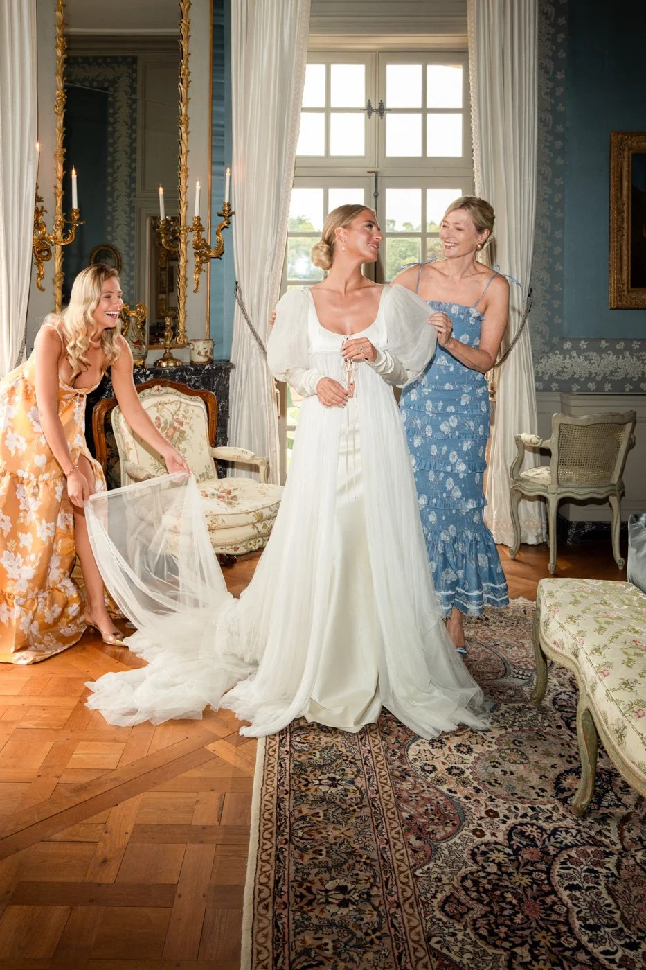 LADOREE France Chateau de Villette Getting Ready, Lusury Wedding Photographer Paris