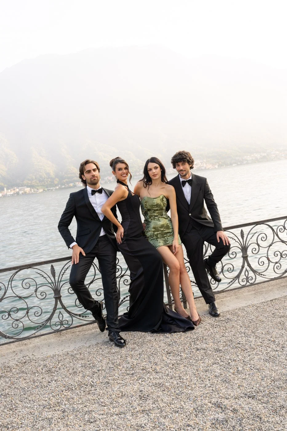 Lake como Group Photo