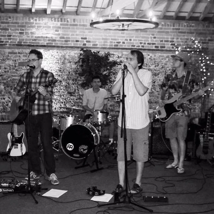 Band in the garden