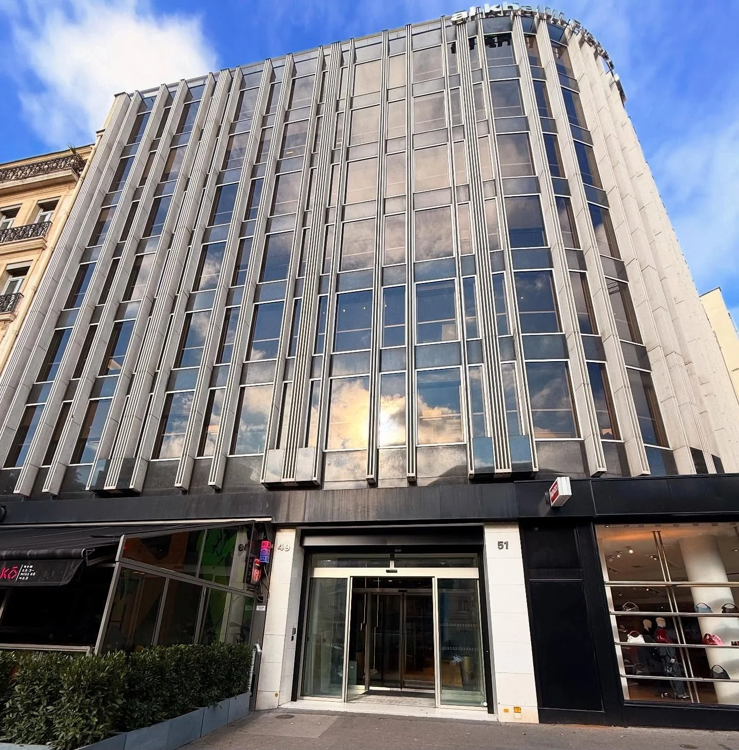 George V &ndash; R&eacute;habilitation CVC 
BE-PILOTE c&rsquo;est vu confier une mission de pilotage par Lafi Management dans le cadre de la r&eacute;habilitation compl&egrave;te des installations de chauffage, ventilation et climatisation d&rsquo;un