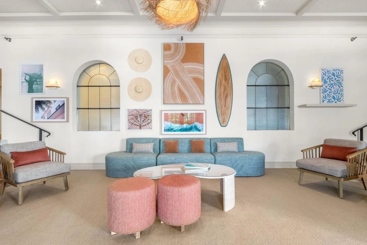 where comfort meets style @honeysoncollins