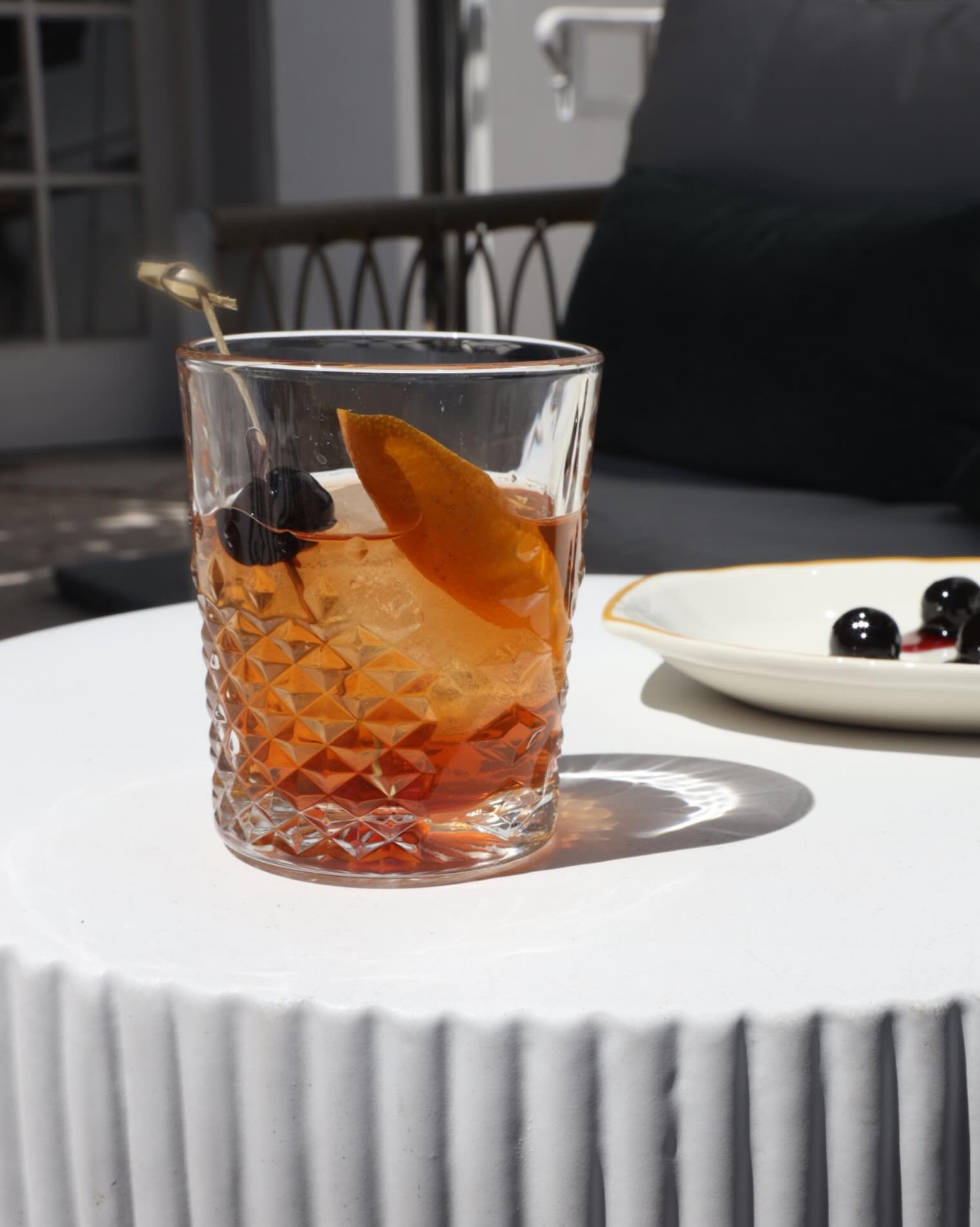 Happy hour every day at @honeysoncollins