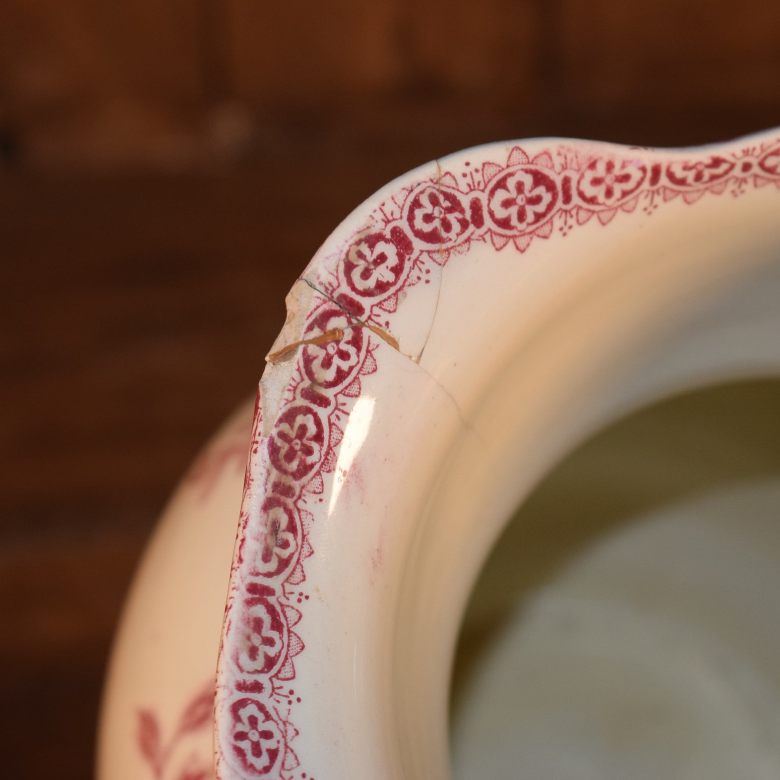 Broc sdb rouge 4.jpg