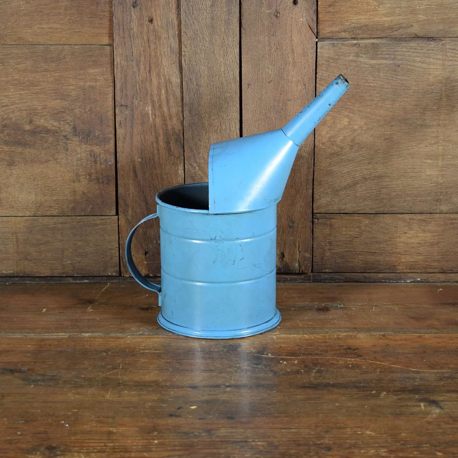 Pot à huile en métal bleu 4.jpg