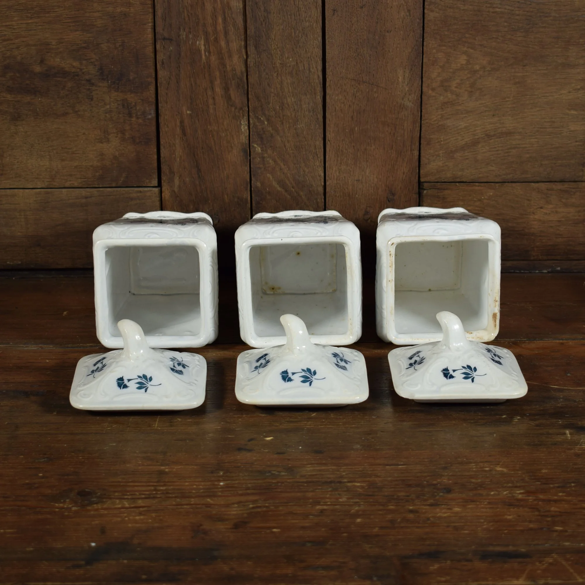 Trois pots à épices 6.jpg