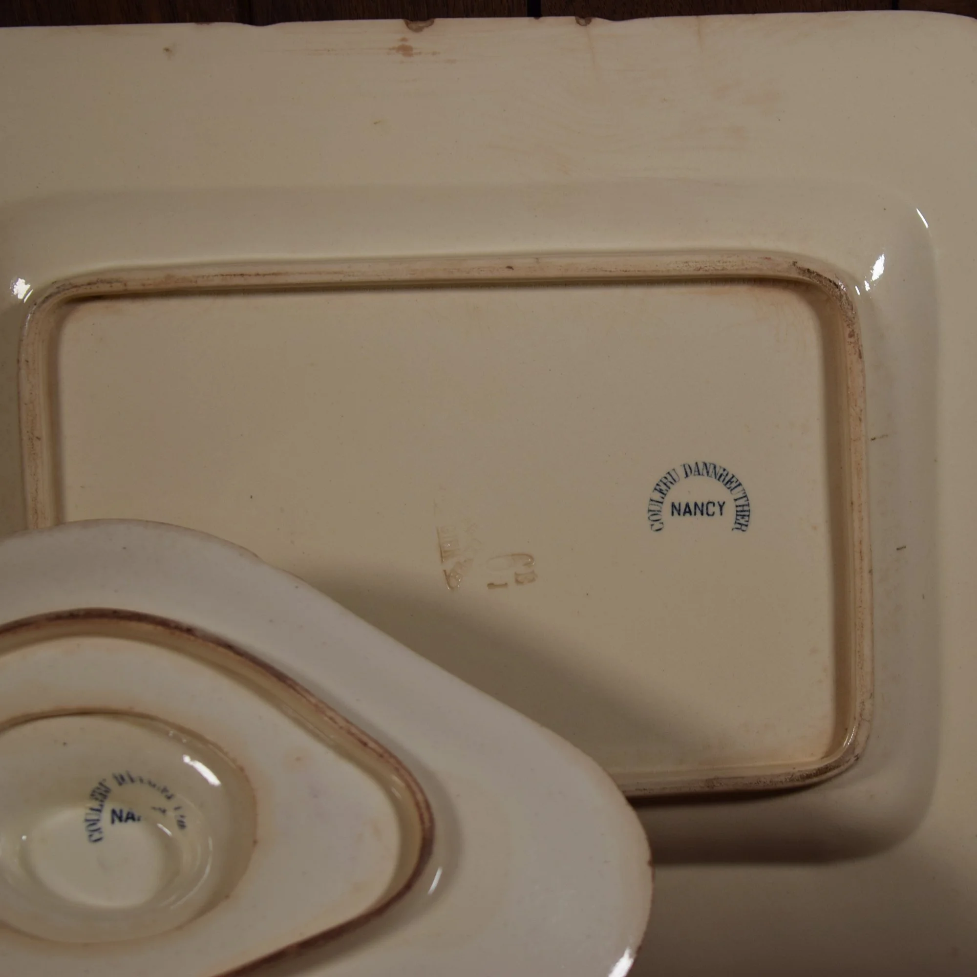 Plat et saucière 4.jpg