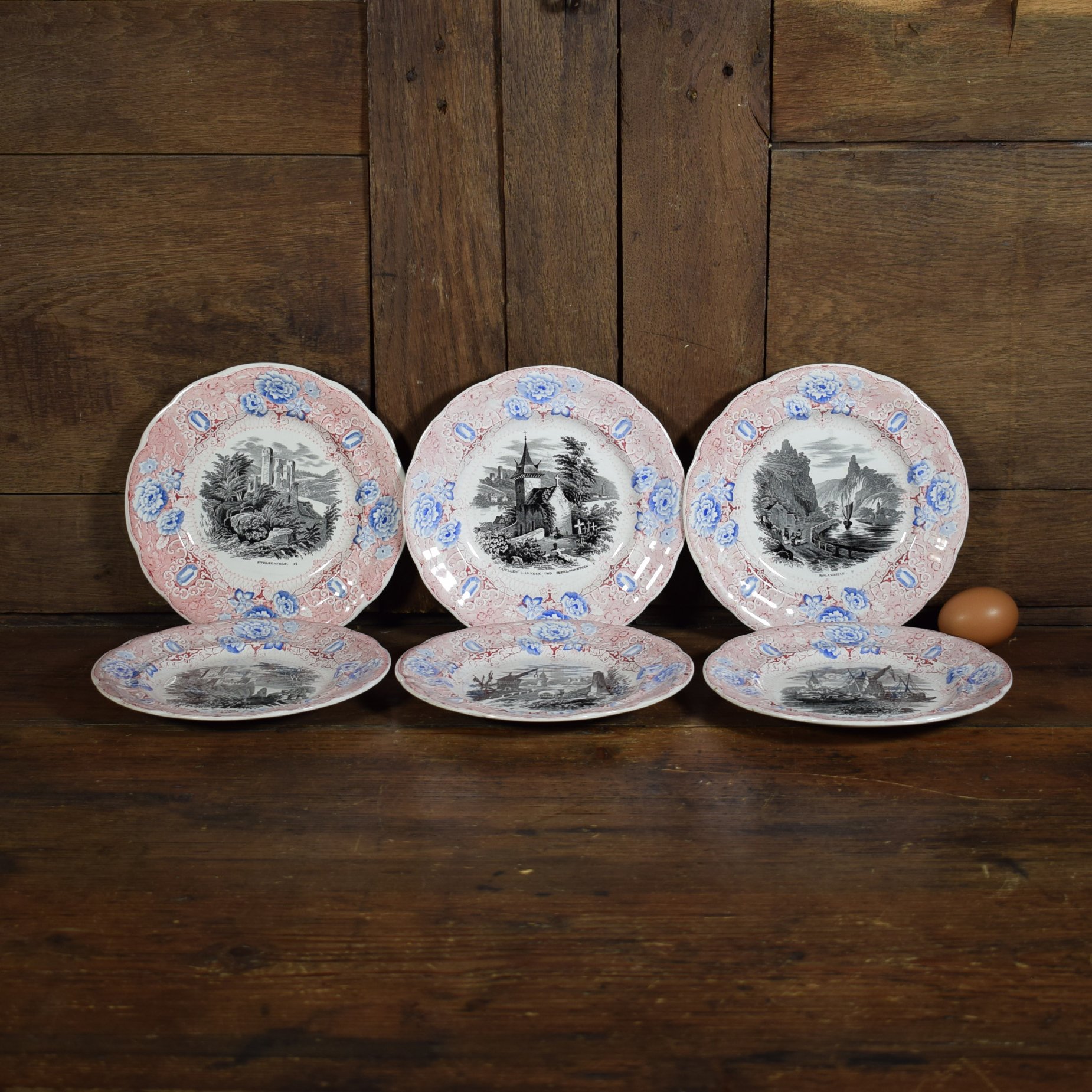 6 Assiettes roses et bleues 2.jpg