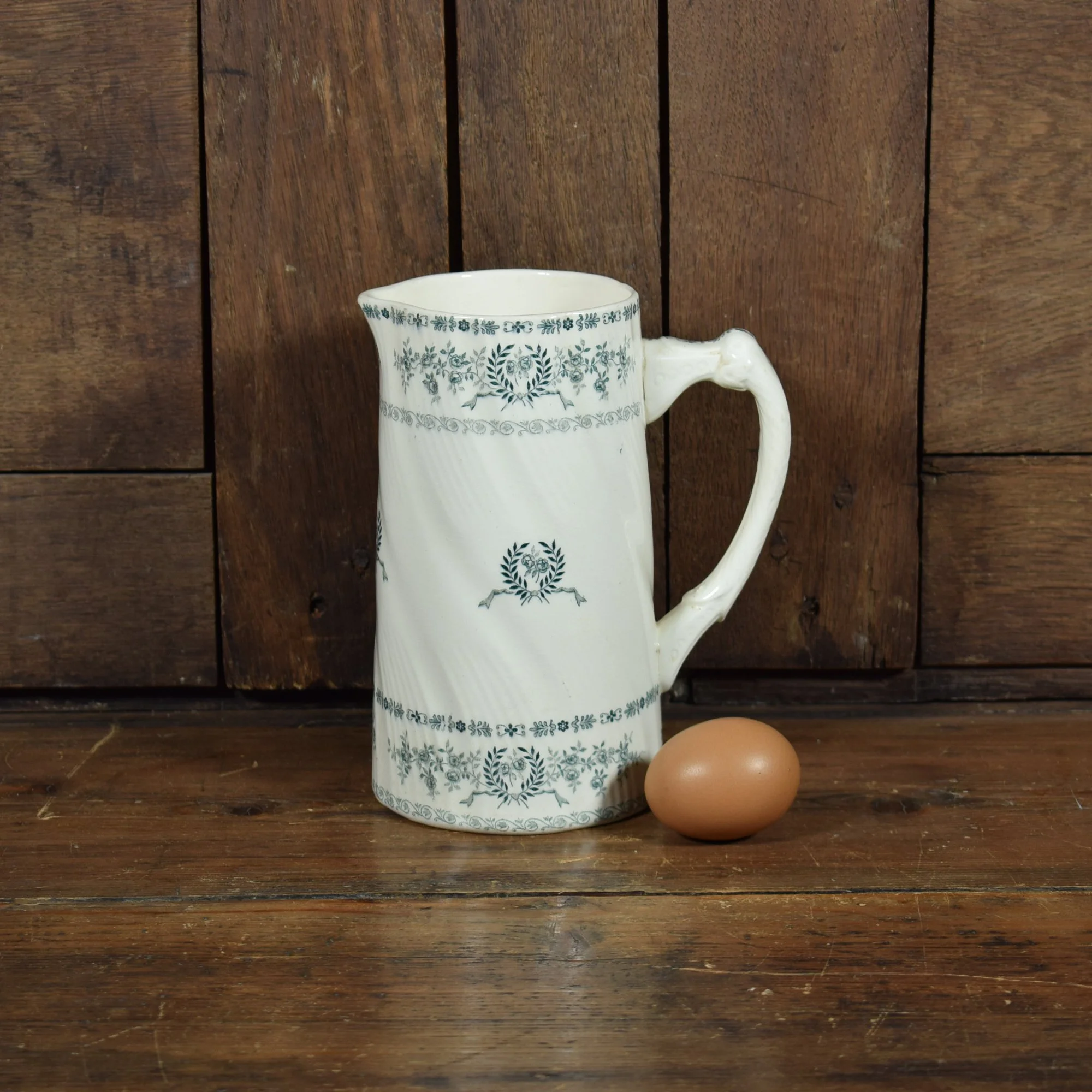 Pichet faience 2.jpg