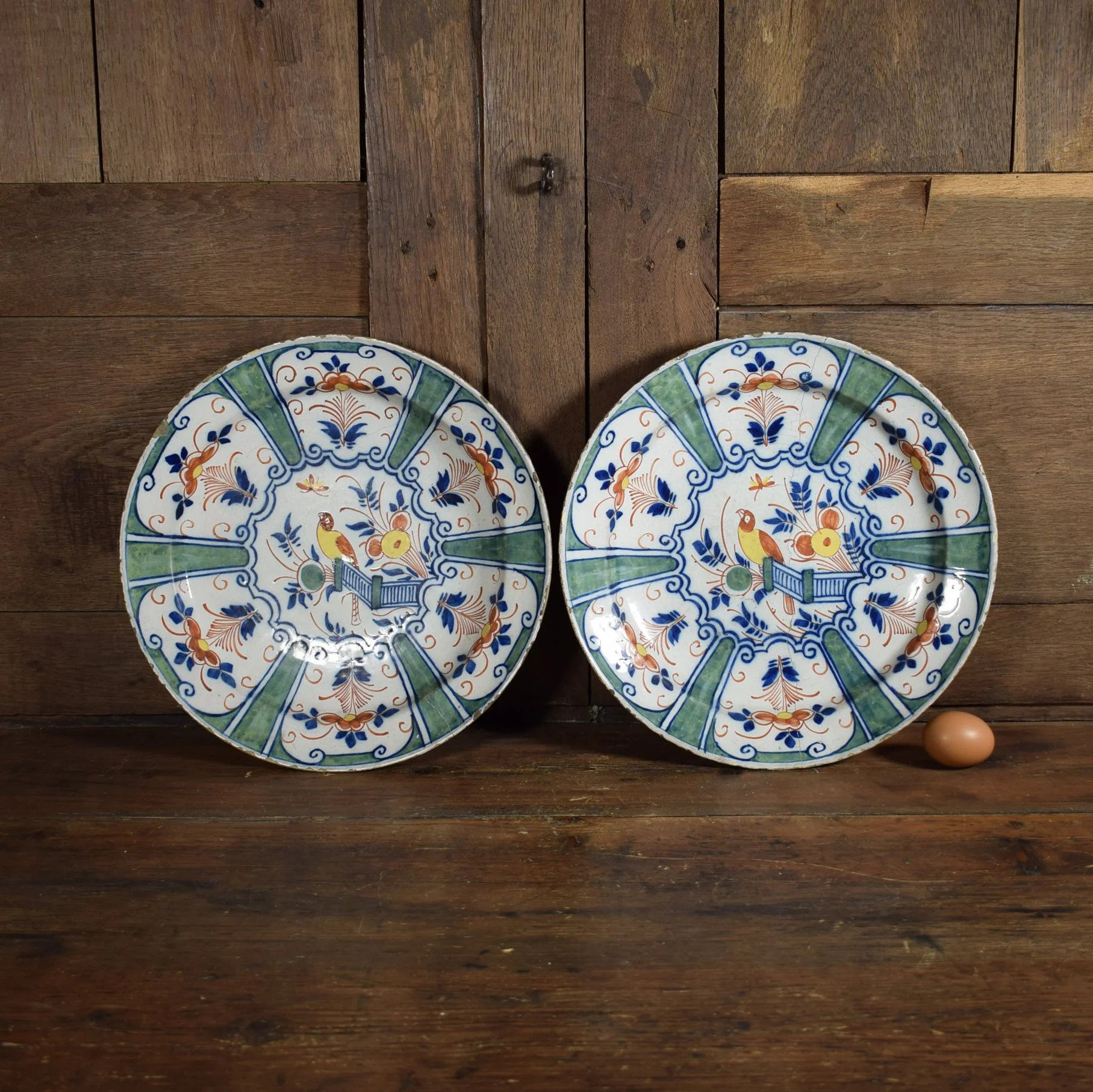 Paire de plats en Delft 2.jpg