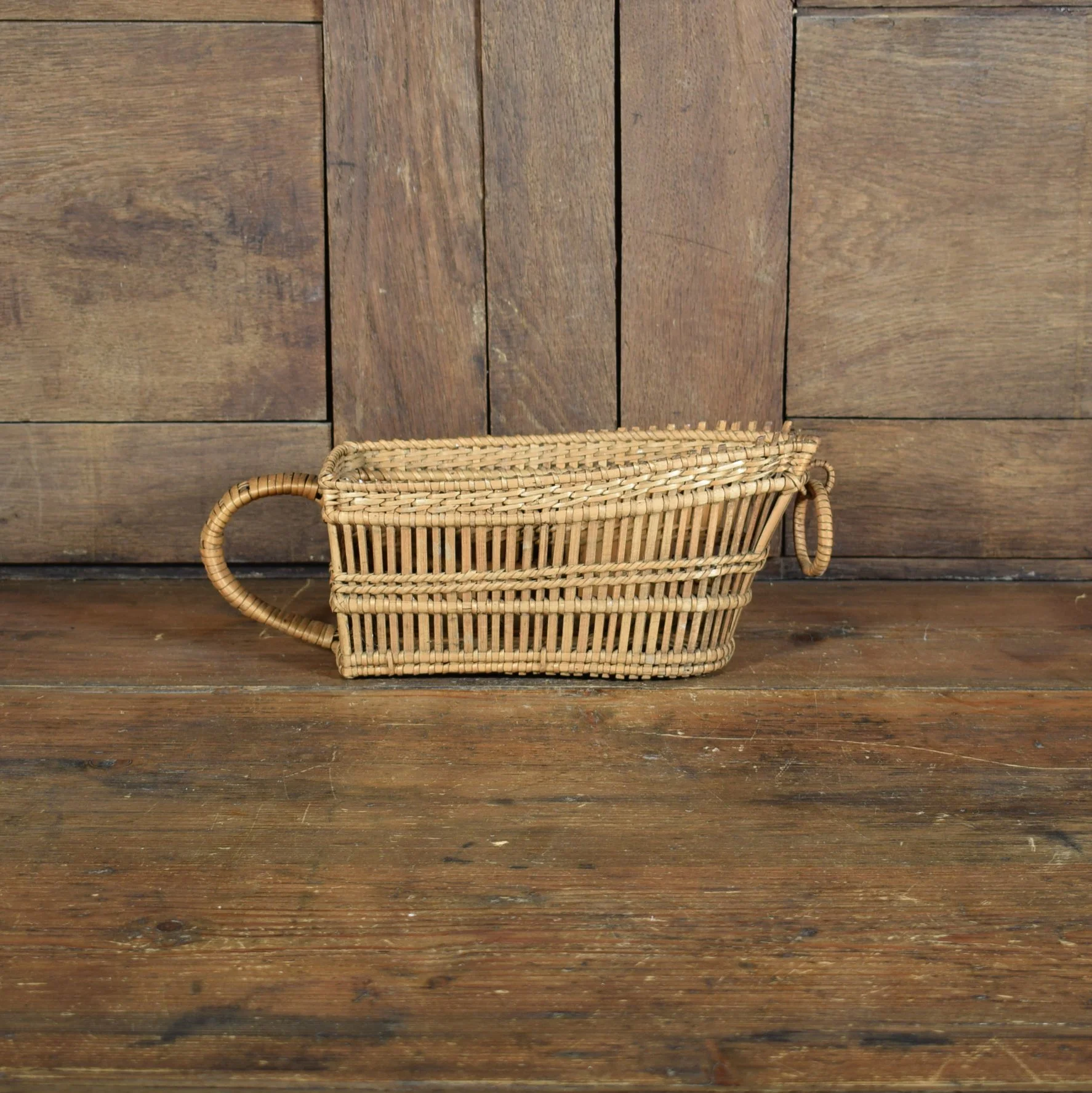 Porte-bouteille en vannerie